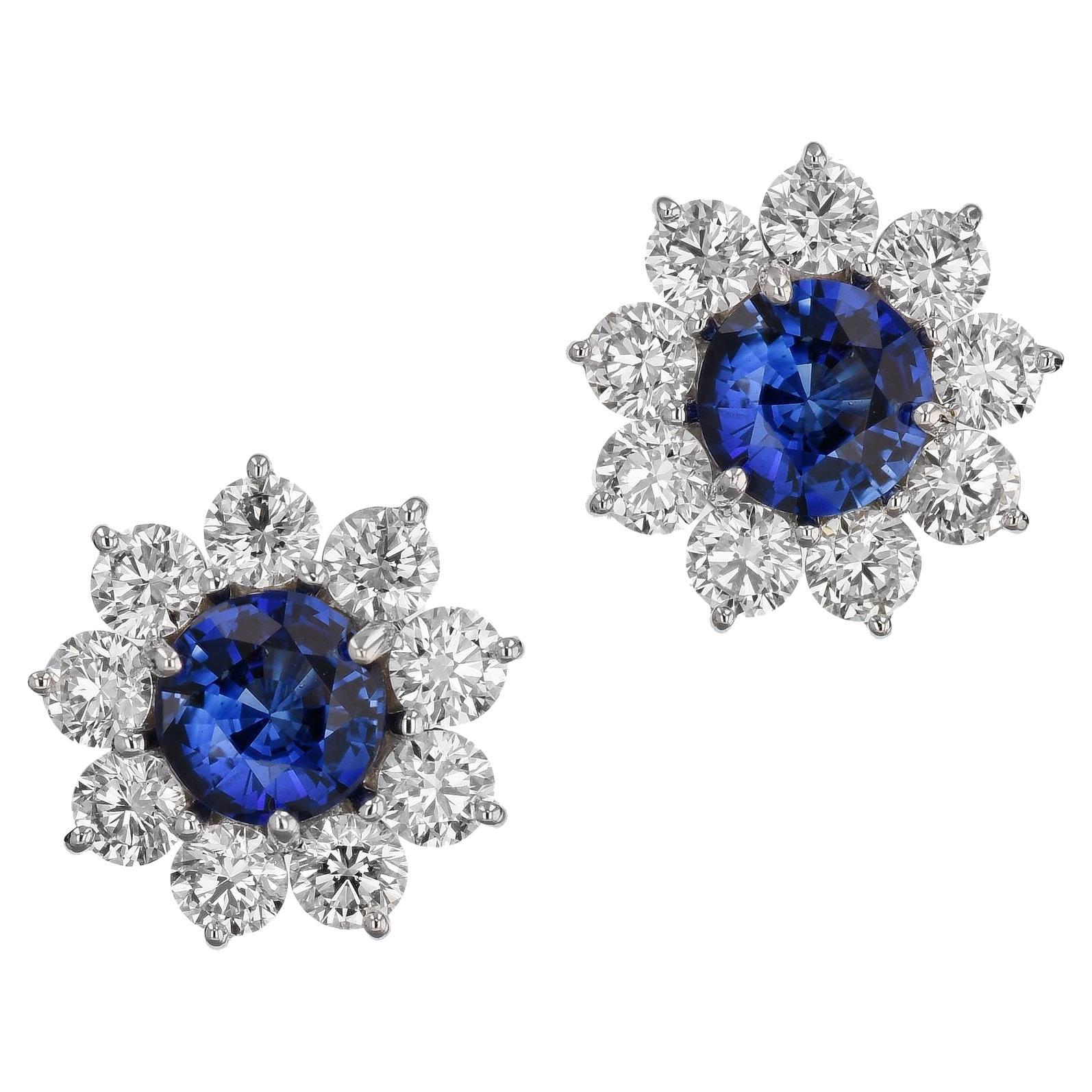 Handmade Fine Blue Sapphire Diamond Stud Flower Earrings 18 Karat White Gold For Sale