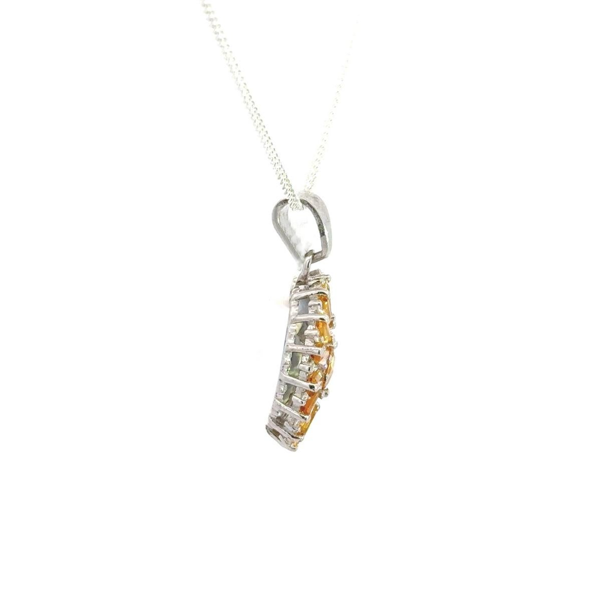 Mixed Cut Handmade Floral Citrine Gemstone Sunflower Round Silver Pendant for Mother For Sale