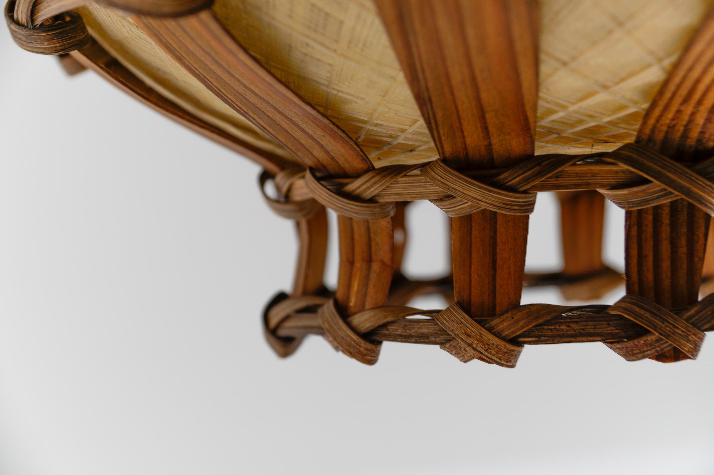 Handmade French Provincial Wooden Ceiling Lamp, 1960s en vente 4