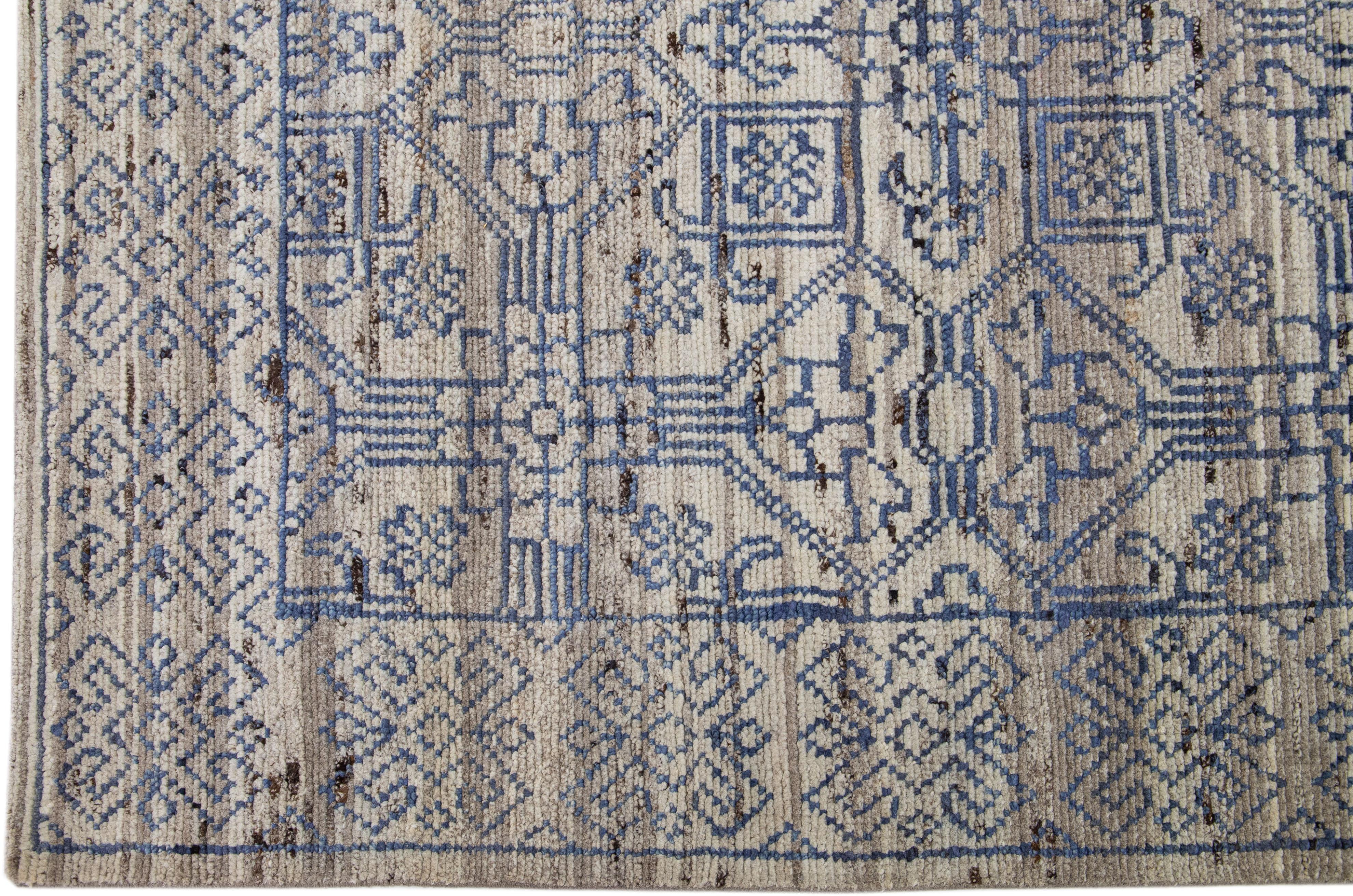 Handmade Geometric Modern Indian Wool Rug In Gray and Blue By Apadana For Sale 1