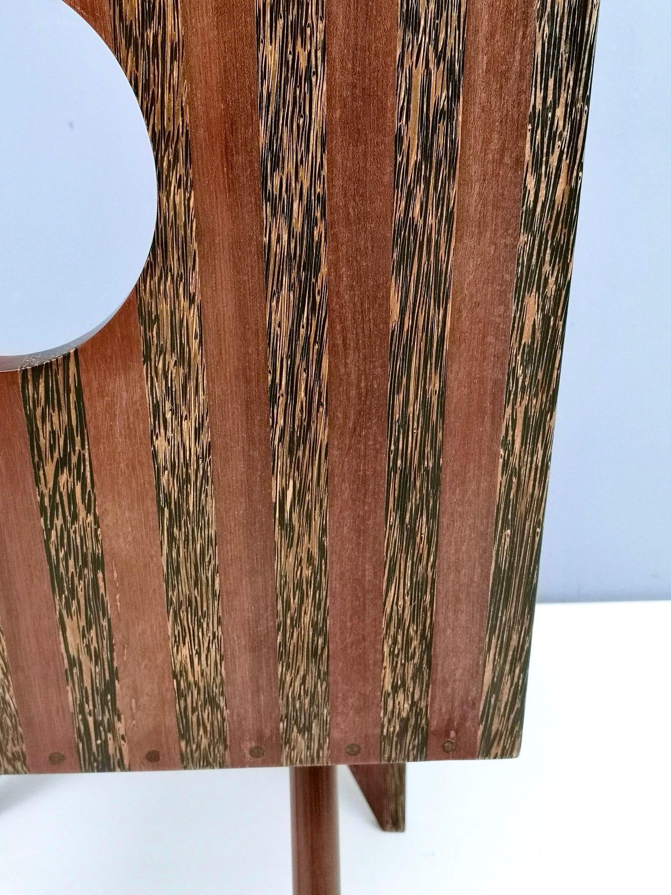Chaise d'appoint géométrique en bois massif faite à la main, Italie, années 1980 en vente 2