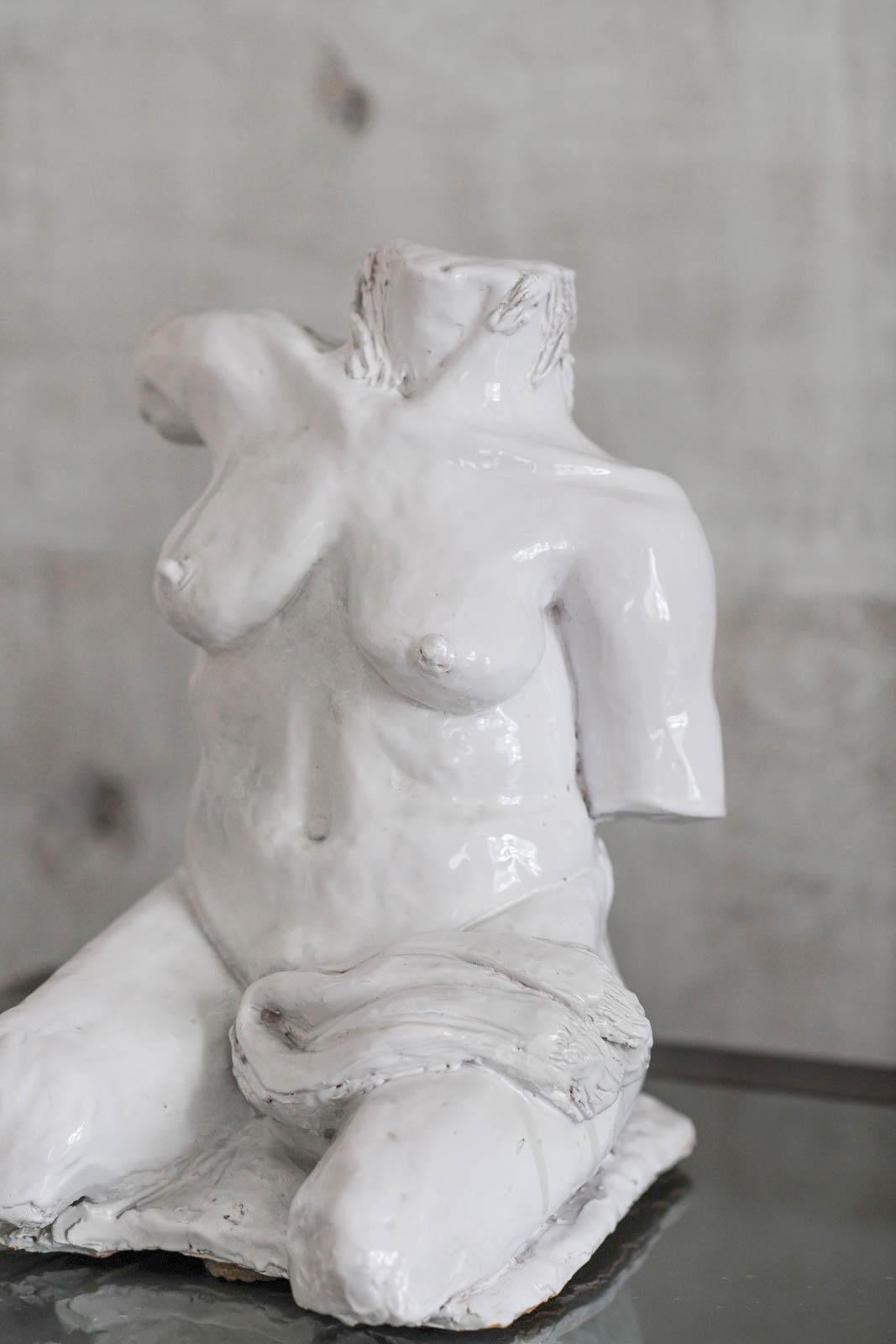 Fin du 20e siècle Buste sculpté à la main, années 1970 en vente