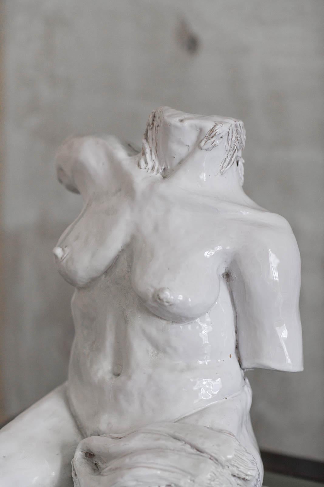 Céramique Buste sculpté à la main, années 1970 en vente
