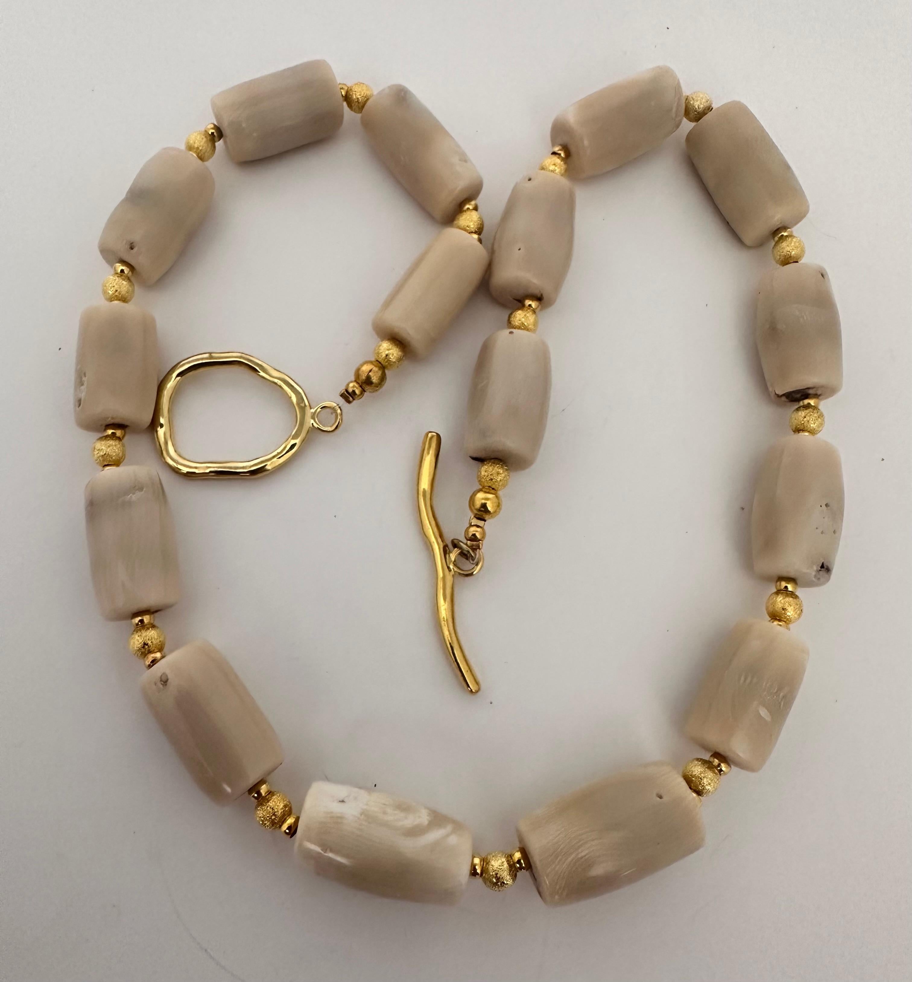 Women's Handmade ~ Gold Beads and White/Beige Coral Barrel Shaped Beaded 25