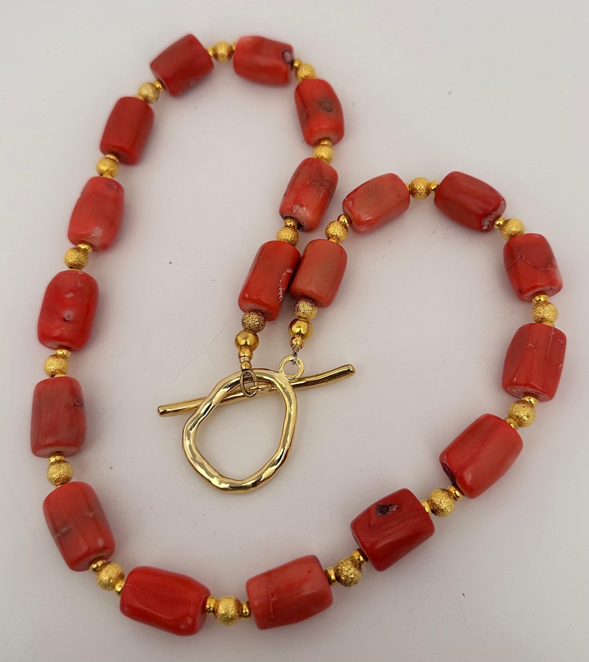 Women's Handmade ~ Gold Beads & Salmon Barrel Shape Coral Beaded 23