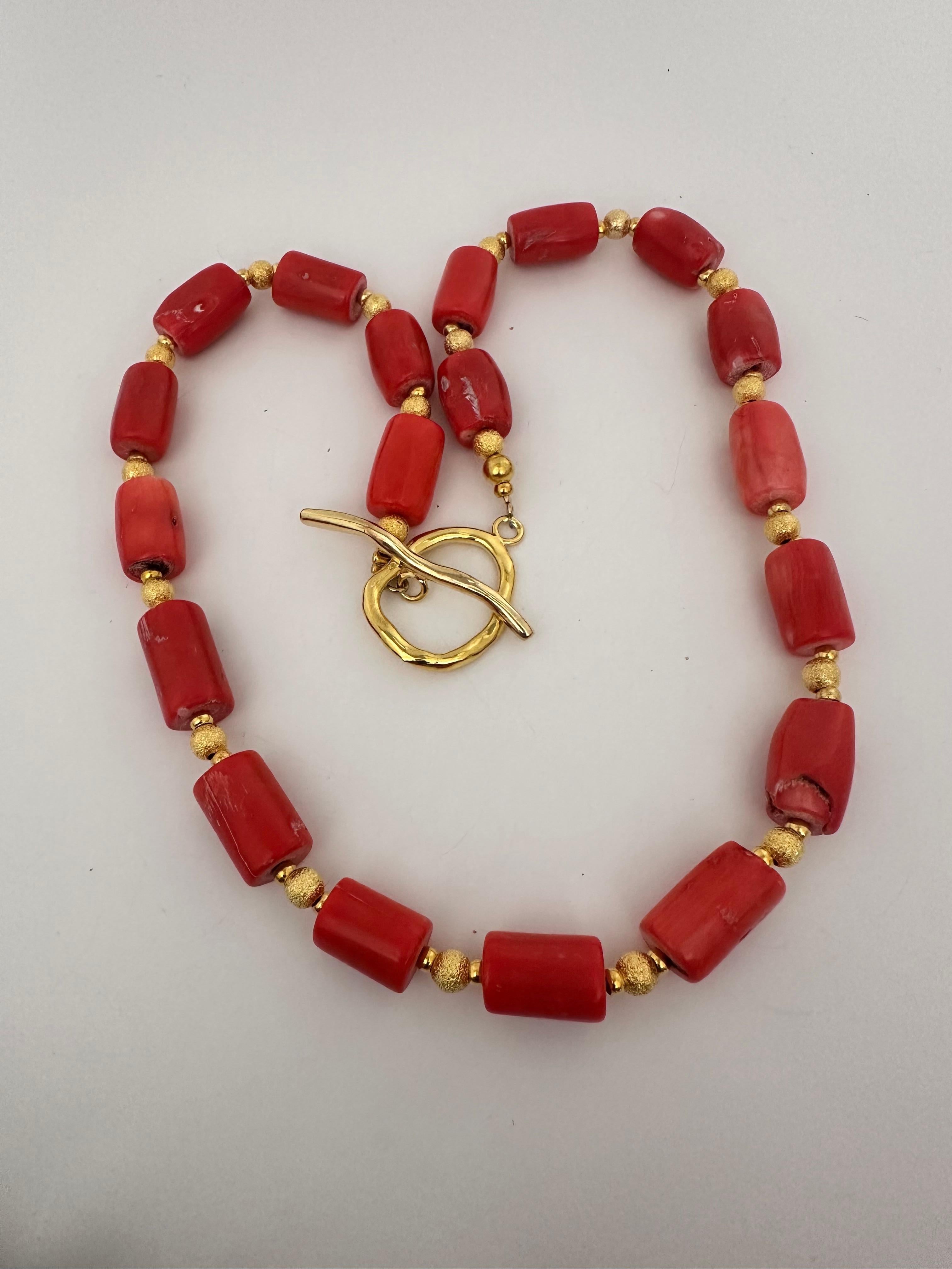 Handmade ~ Gold Perlen & Lachs Fass Form Korallen Perlen 24