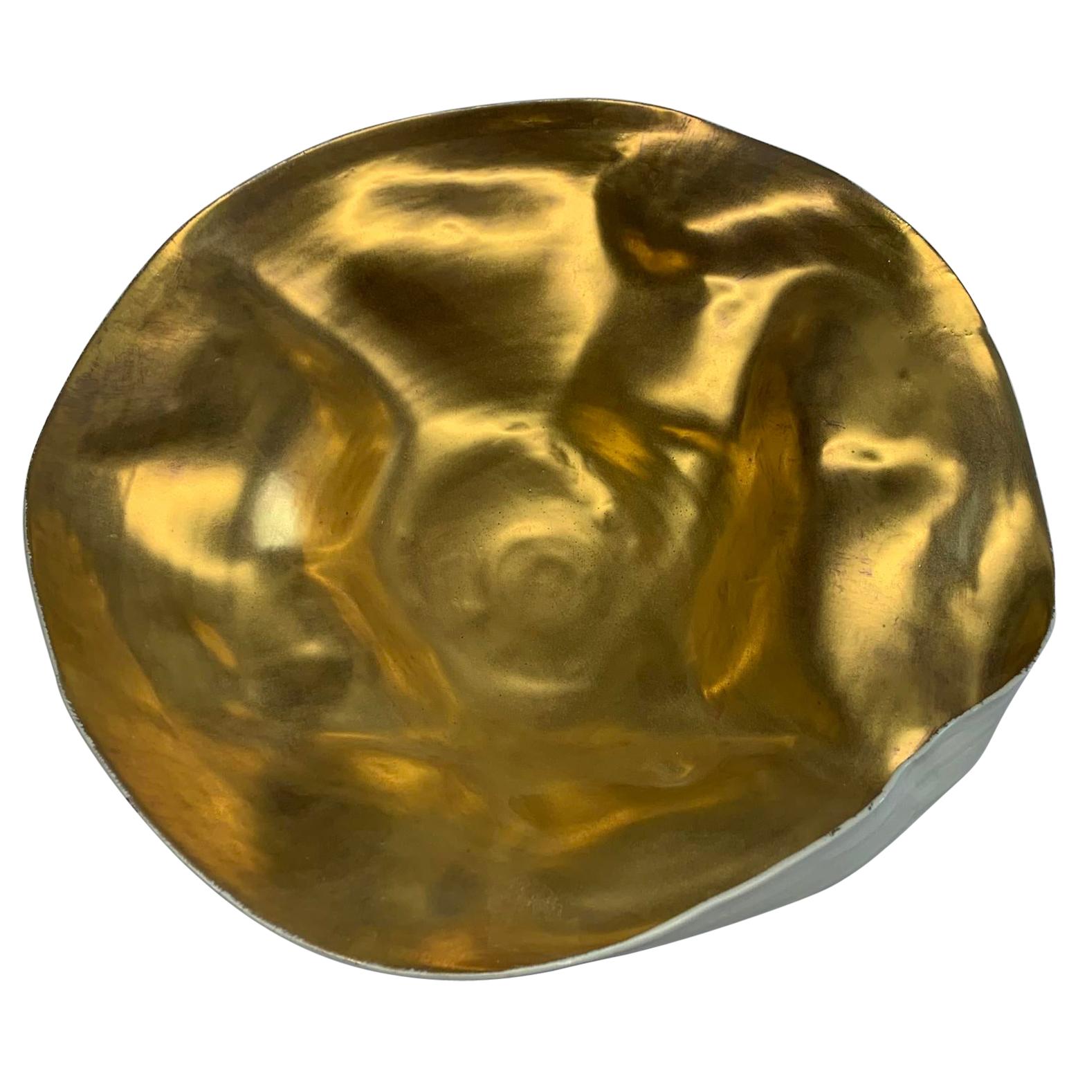 Handgefertigte große Freiformschale aus Gold, Italien, Contemporary