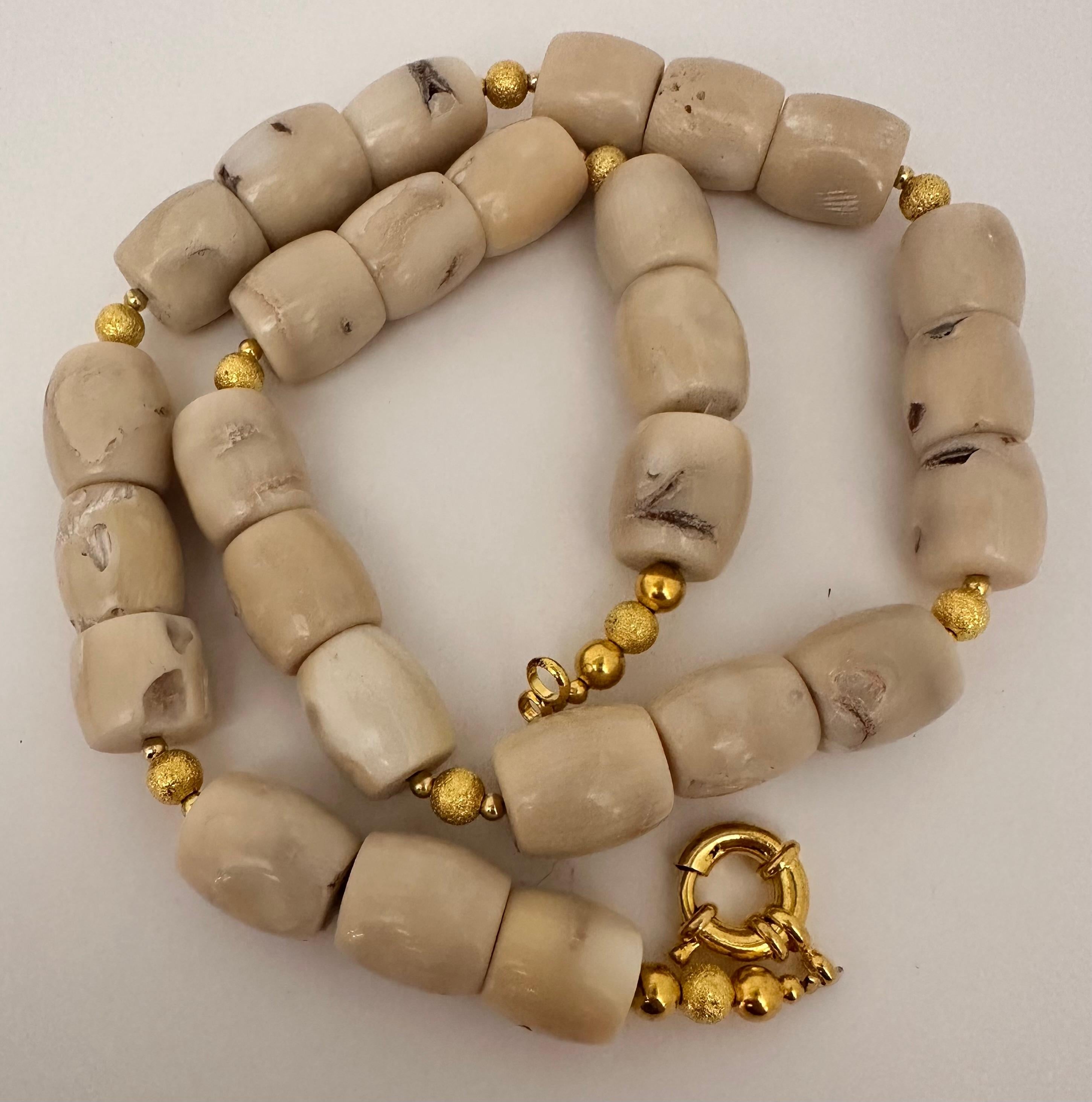 Women's Handmade Gold Plated Beads & White Barrel Shape Coral Beaded 23.5