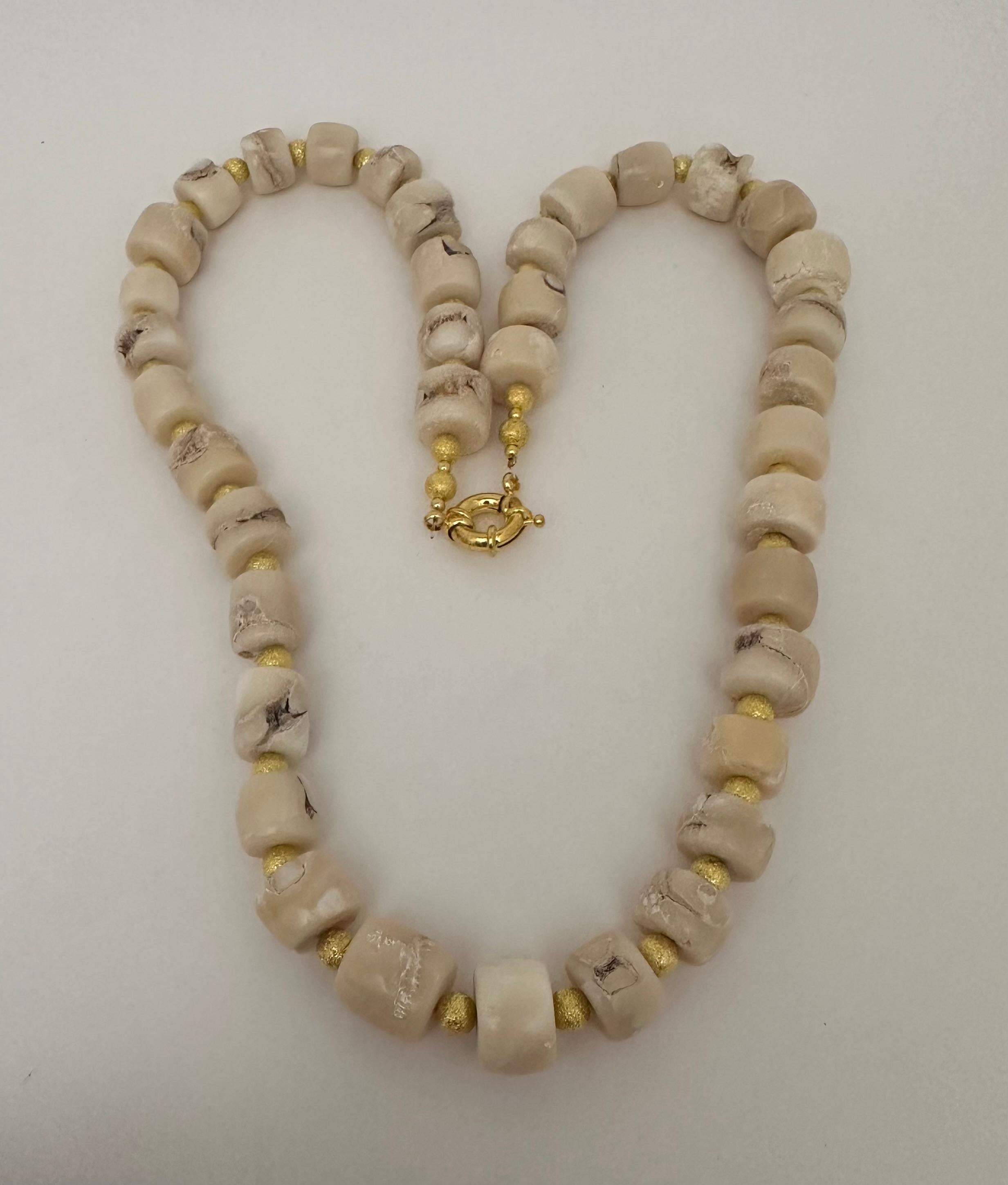 Women's Handmade Gold Plated Beads & White Barrel Shape Coral Beaded 26.5
