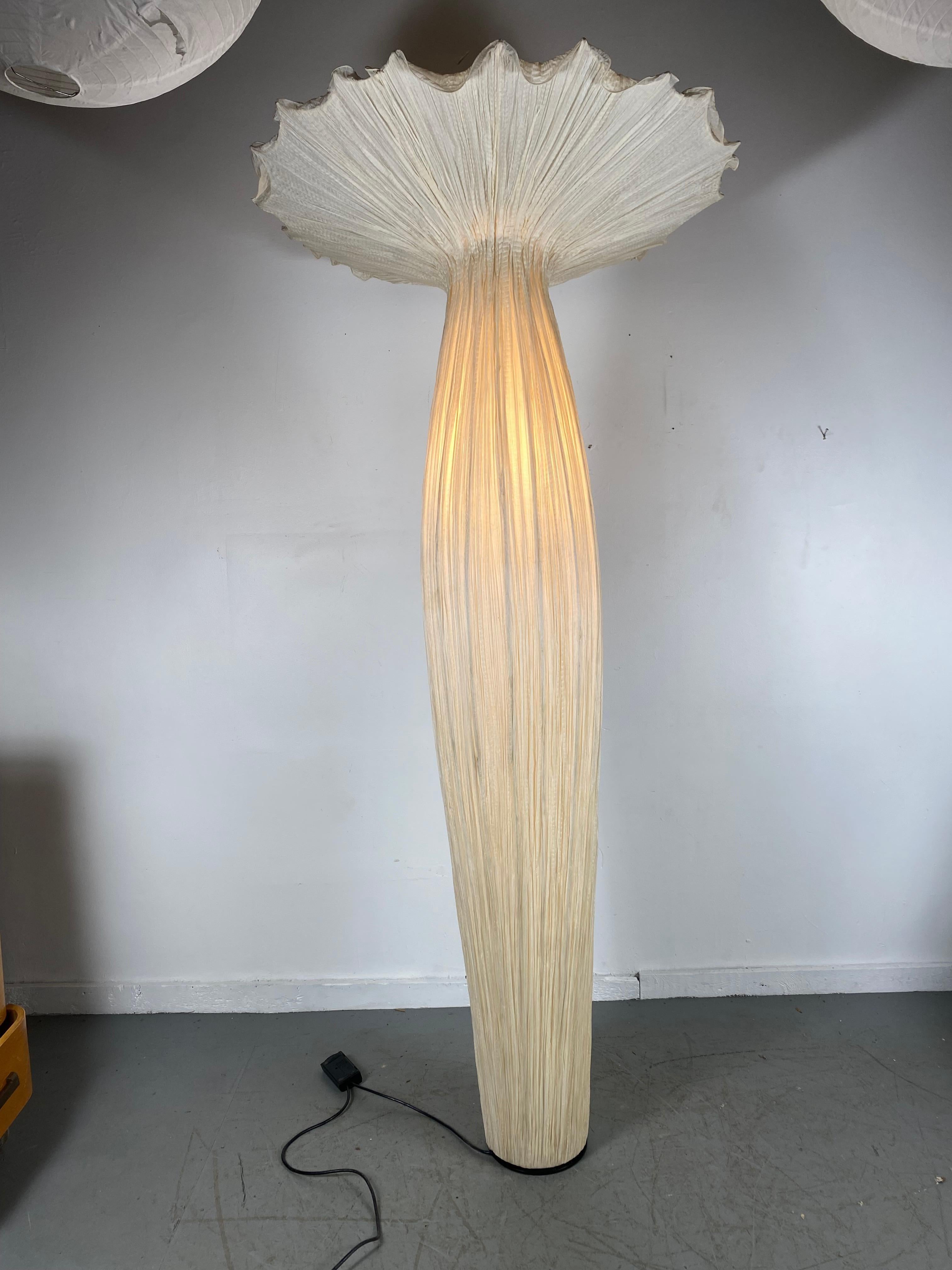 Handmade Gold Pleated Silk Evening Glory Floor Lamp by Aqua Creations In Good Condition In Buffalo, NY