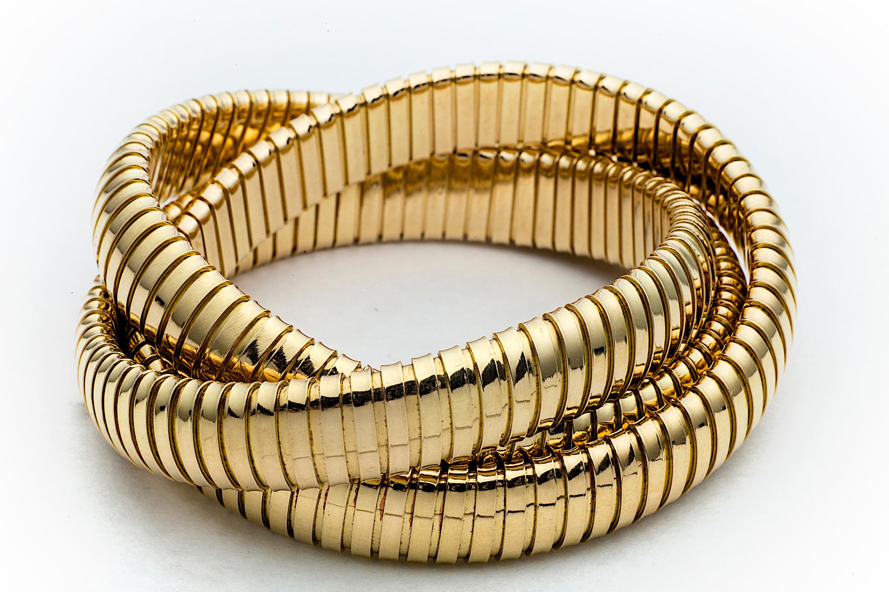 Handmade Gold Three-Strand 12mm Tubogas Rolling Bangle Bracelet In New Condition In Greenwich, CT