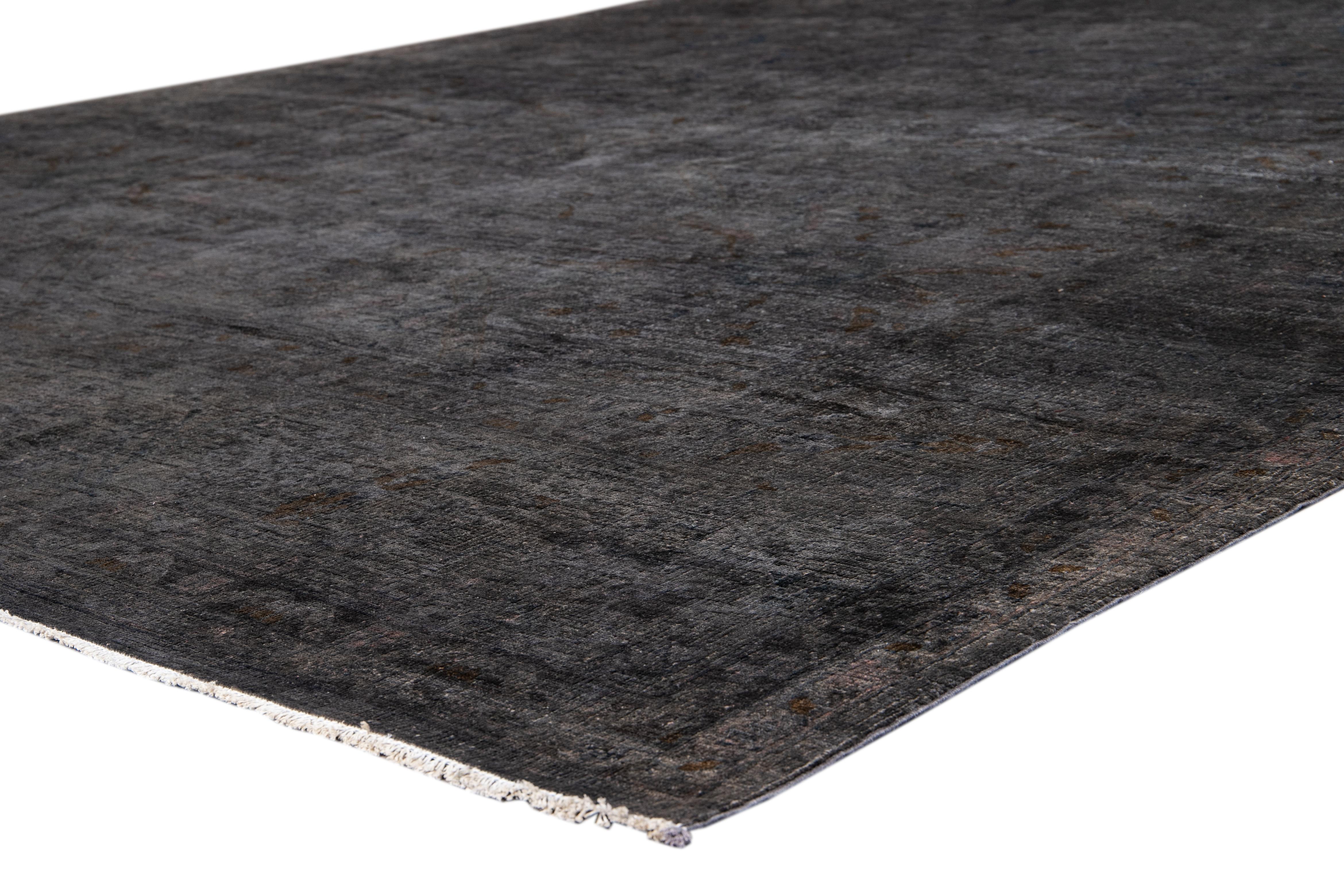 Handmade Gray Modern Overdyed Wool Rug In New Condition For Sale In Norwalk, CT