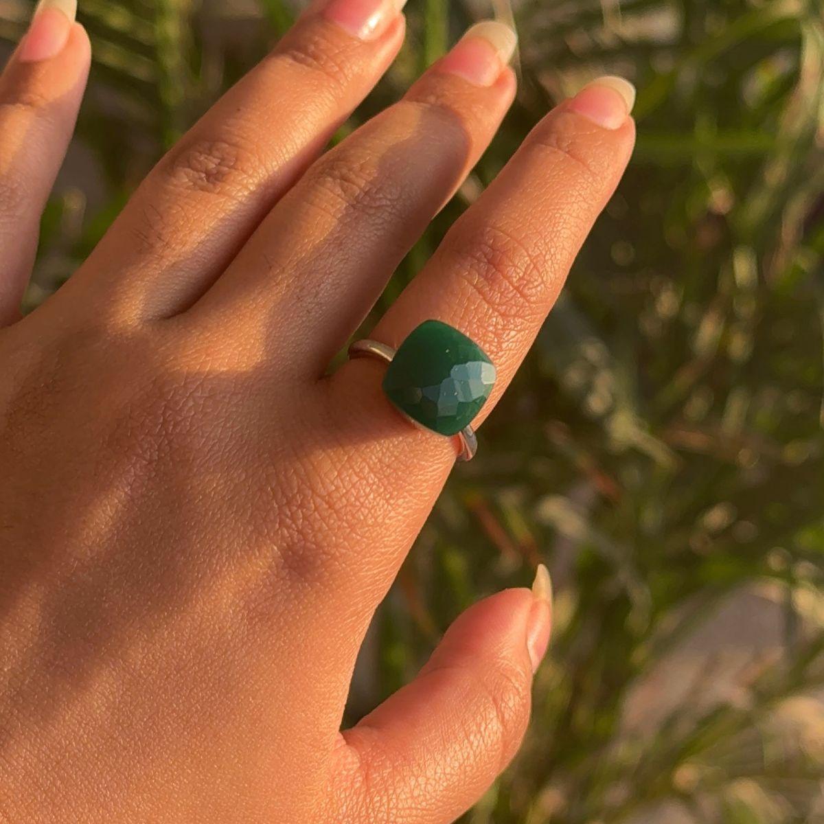 For Sale:  Handmade Green Onyx Big Single Stone Ring Made in 925 Silver Jewelry for Her 7