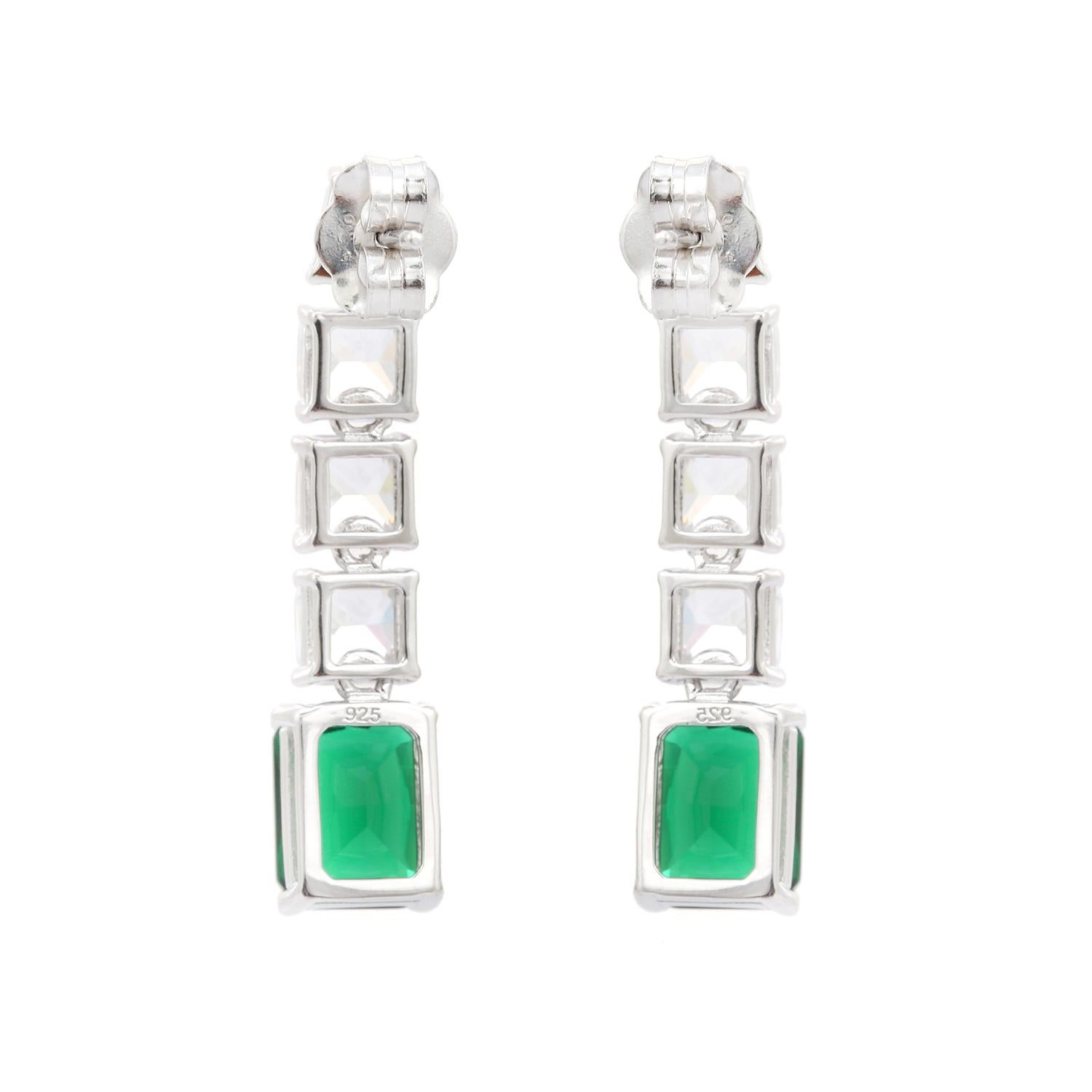 Handmade Green Zirconia Linear Drop Earrings for Women Jewelry in 925 Silver For Sale 1