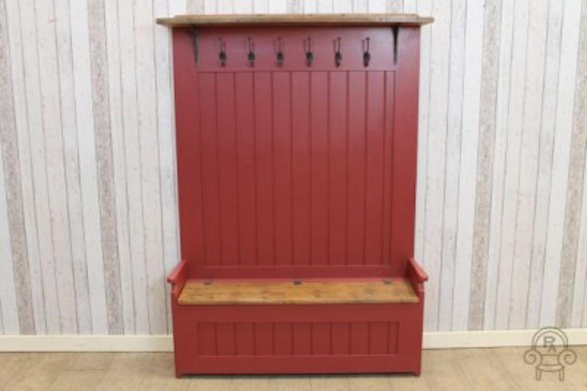 Handmade Hall Bench with Coat Rack, 20th Century In Excellent Condition For Sale In London, GB