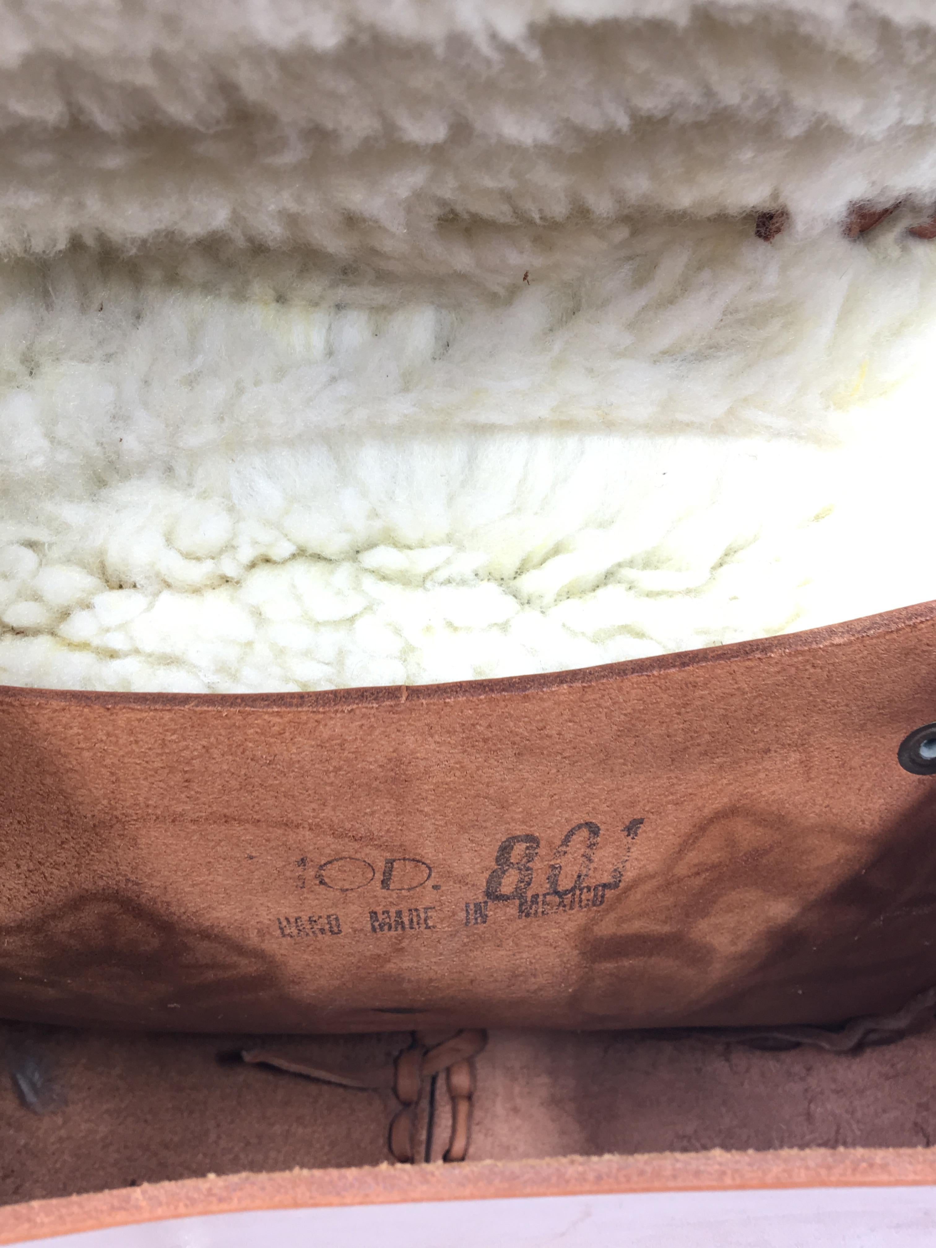 Handmade, Artisan Hand Tooled Mexican Leather and Sheepskin Saddle Shoulder Bag  6