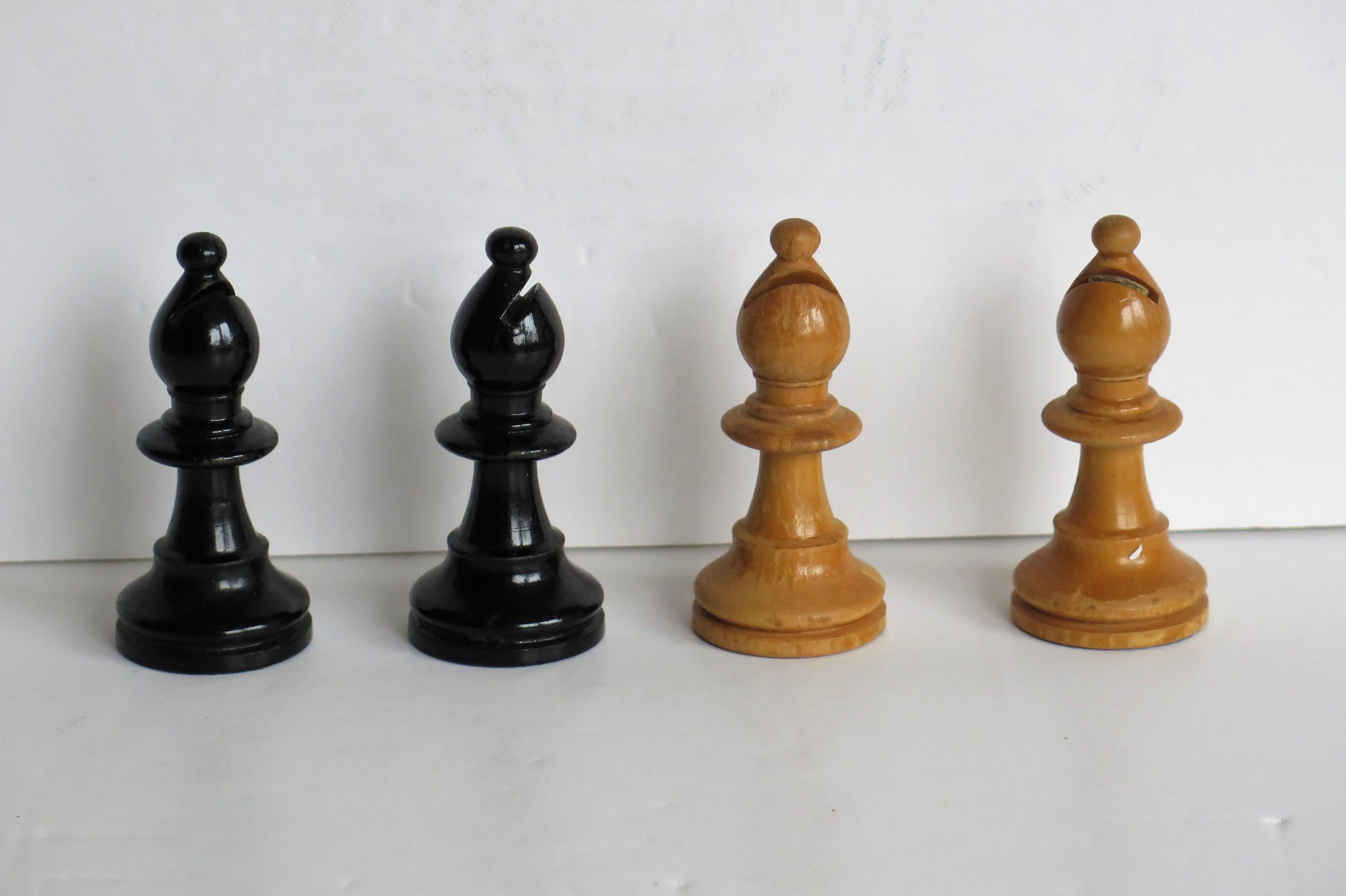 Handmade Hardwood Weighted Club Chess Set Pine Jointed Box 90 mm Kings, Ca 1920  3