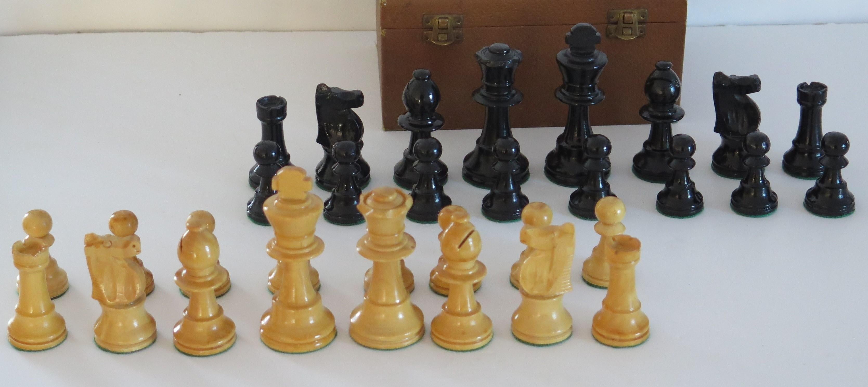 Hand-Crafted Handmade Hardwood Weighted Lardy Chess Set in Box Kings, France, Circa 1930