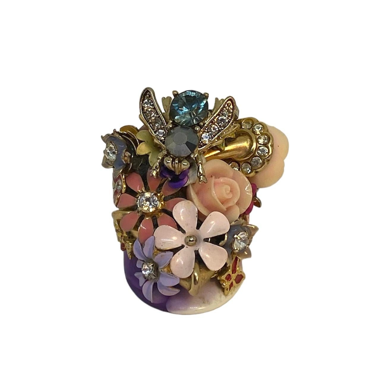 Artisan One Off Ring. Handmade & High Upcycling. Bronze, Resin & Vintage Elements. 20mm. For Sale