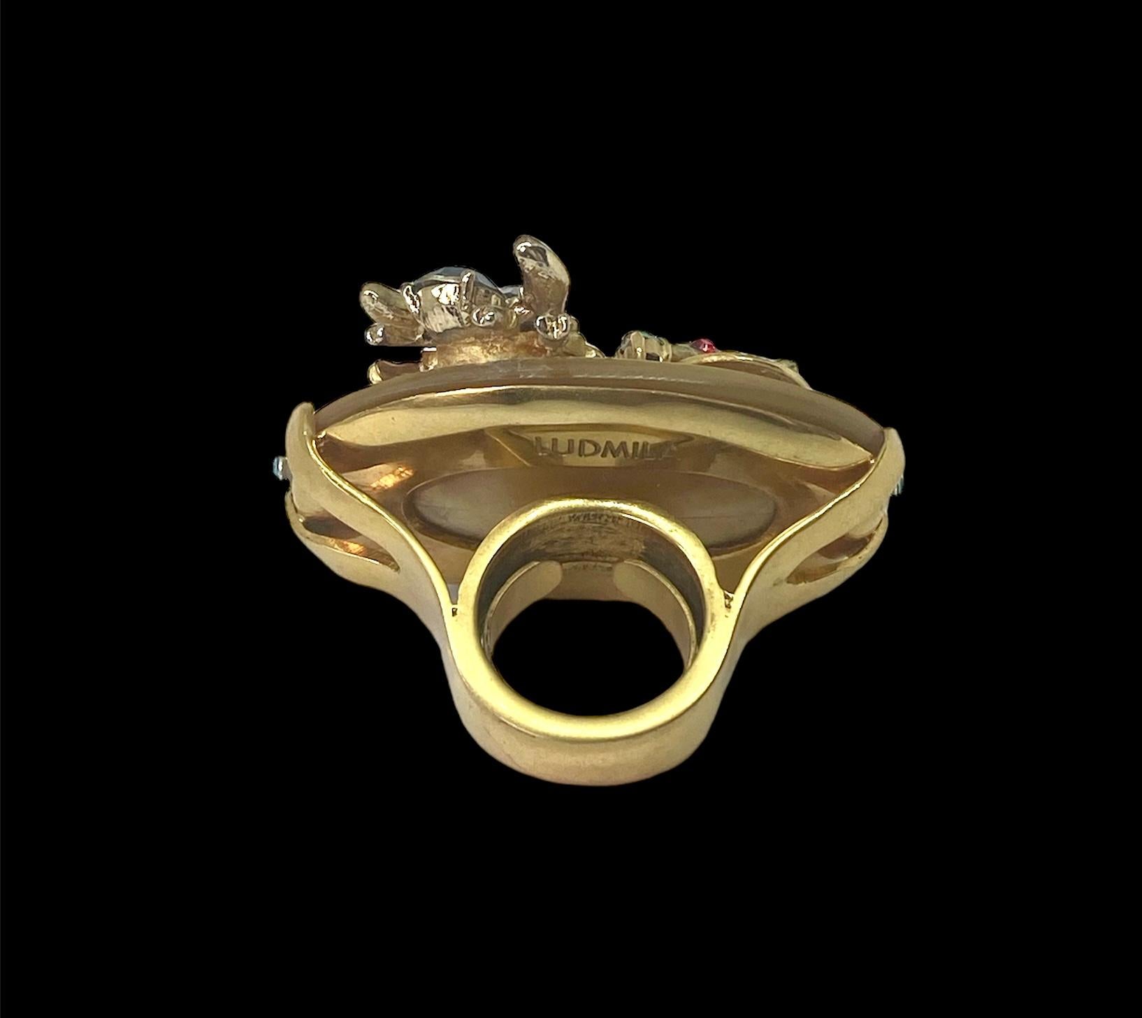 Einmaliger Ring. Hochwertiges Upcycling. Quarz, vergoldete Bronze und Vintage-Elemente.  im Angebot 4