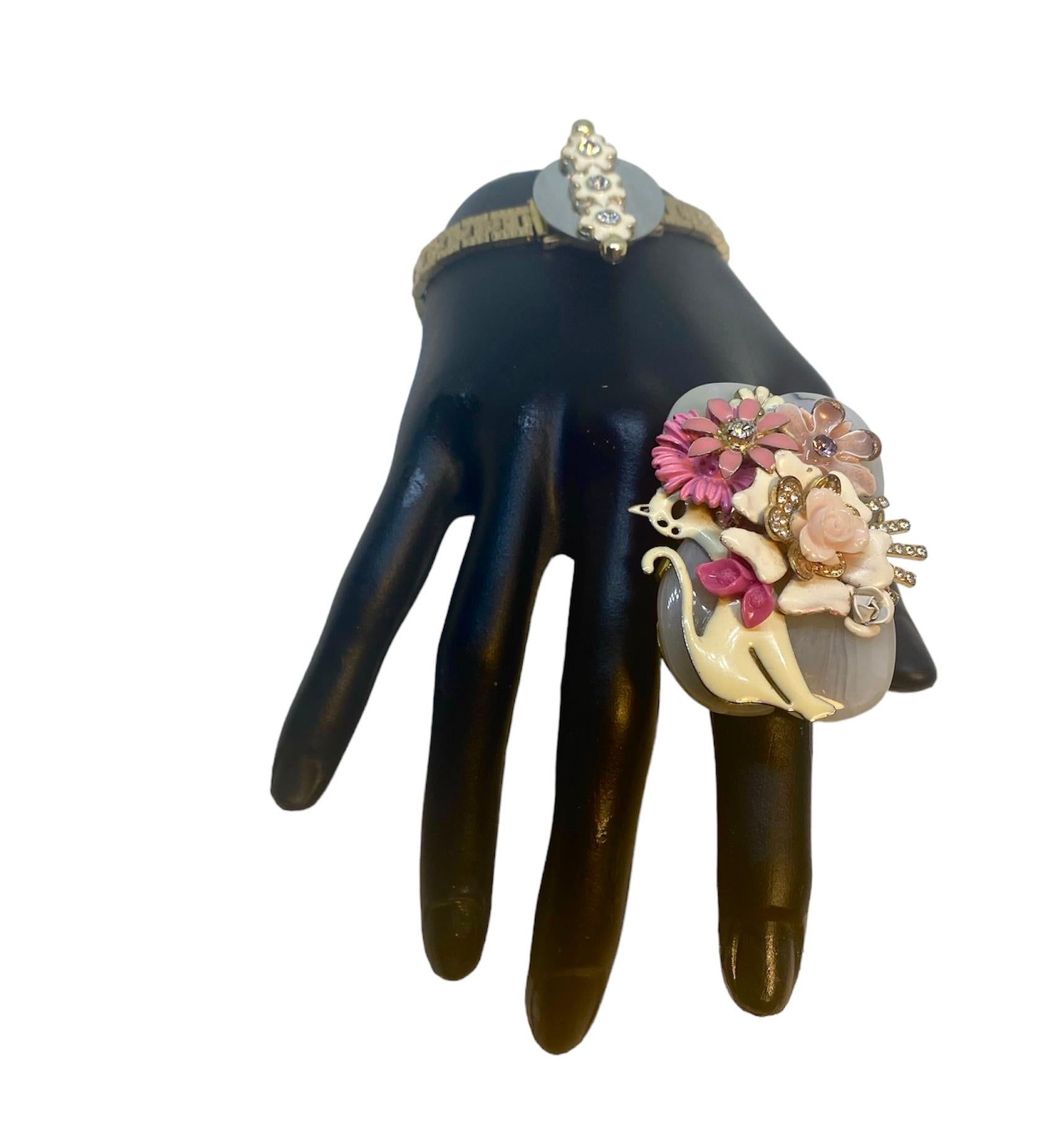 One Off Ring. High Upcycling. Quartz, Gold Plated Bronze & Vintage Elements.  For Sale 2