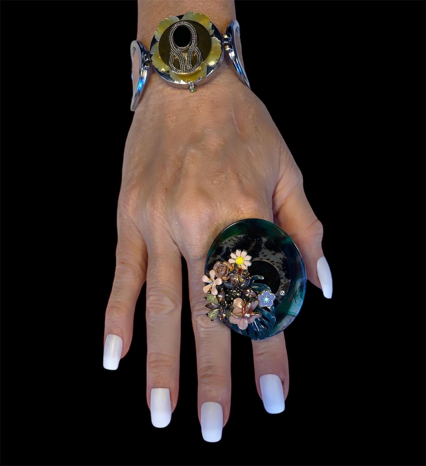 One Off Ring. High Upcycling. Quartz, Gold Plated Bronze & Vintage Elements. For Sale 1