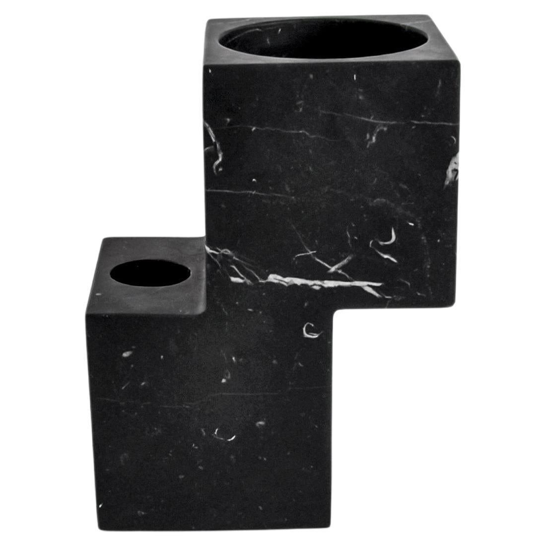 Handgefertigte Hybrid-Vase mit Multifunktion aus schwarzem Marquina-Marmor im Angebot