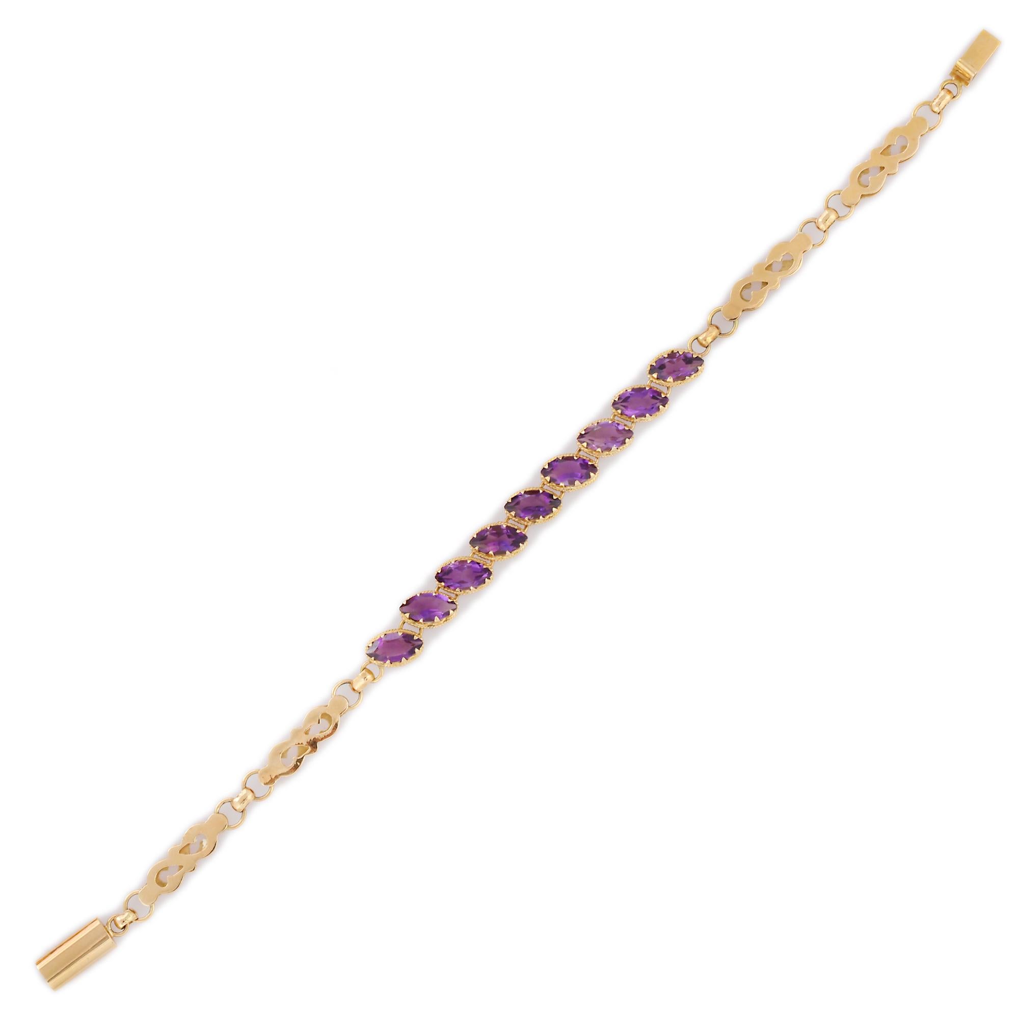 Marquise Cut Handmade Inclined 5 ct Amethyst Chain Bracelet in 18K Yellow Gold  For Sale