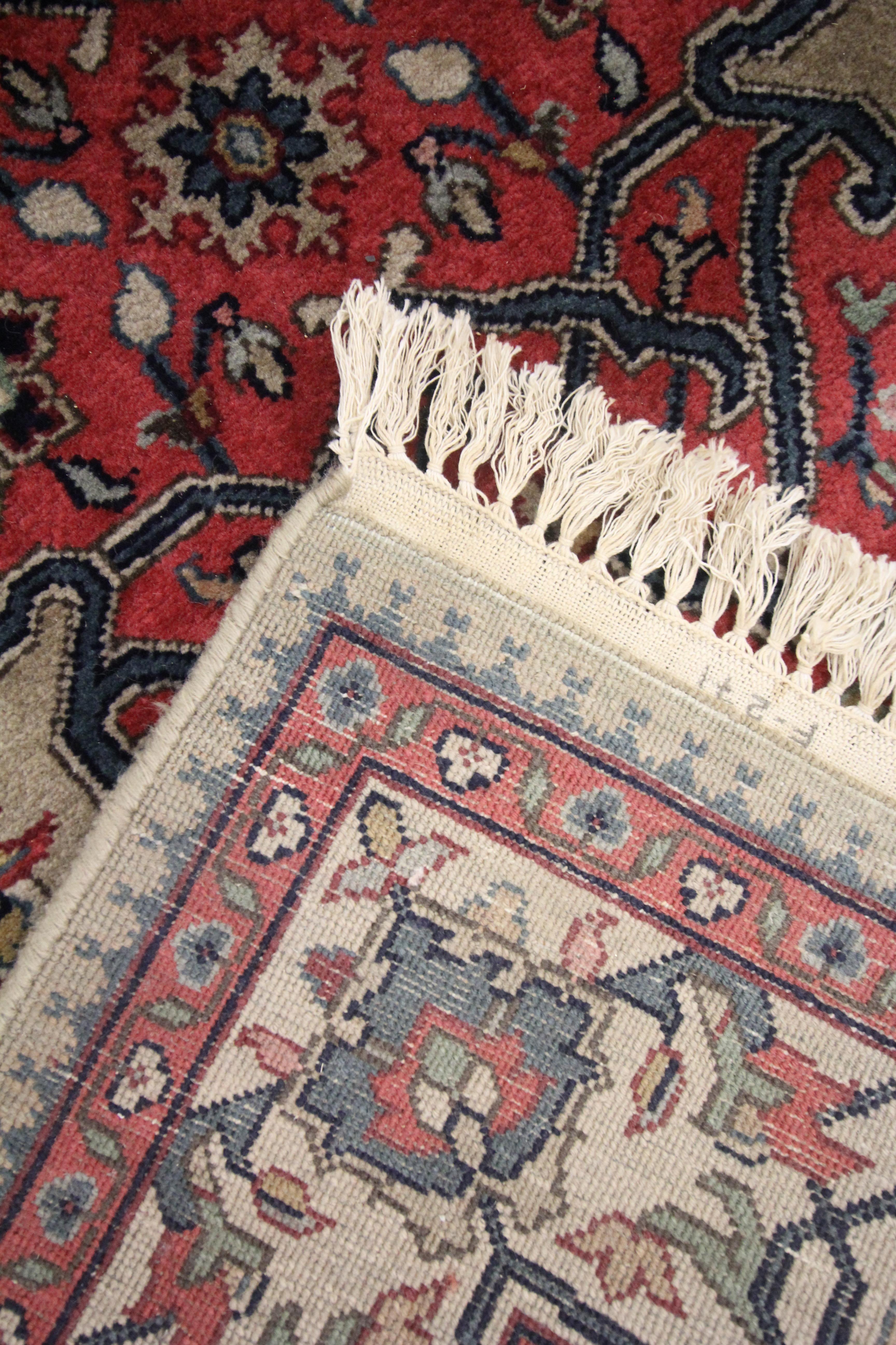 Handmade Indian Area Rug New Traditional Bold Medallion Carpet Rug For Sale 6