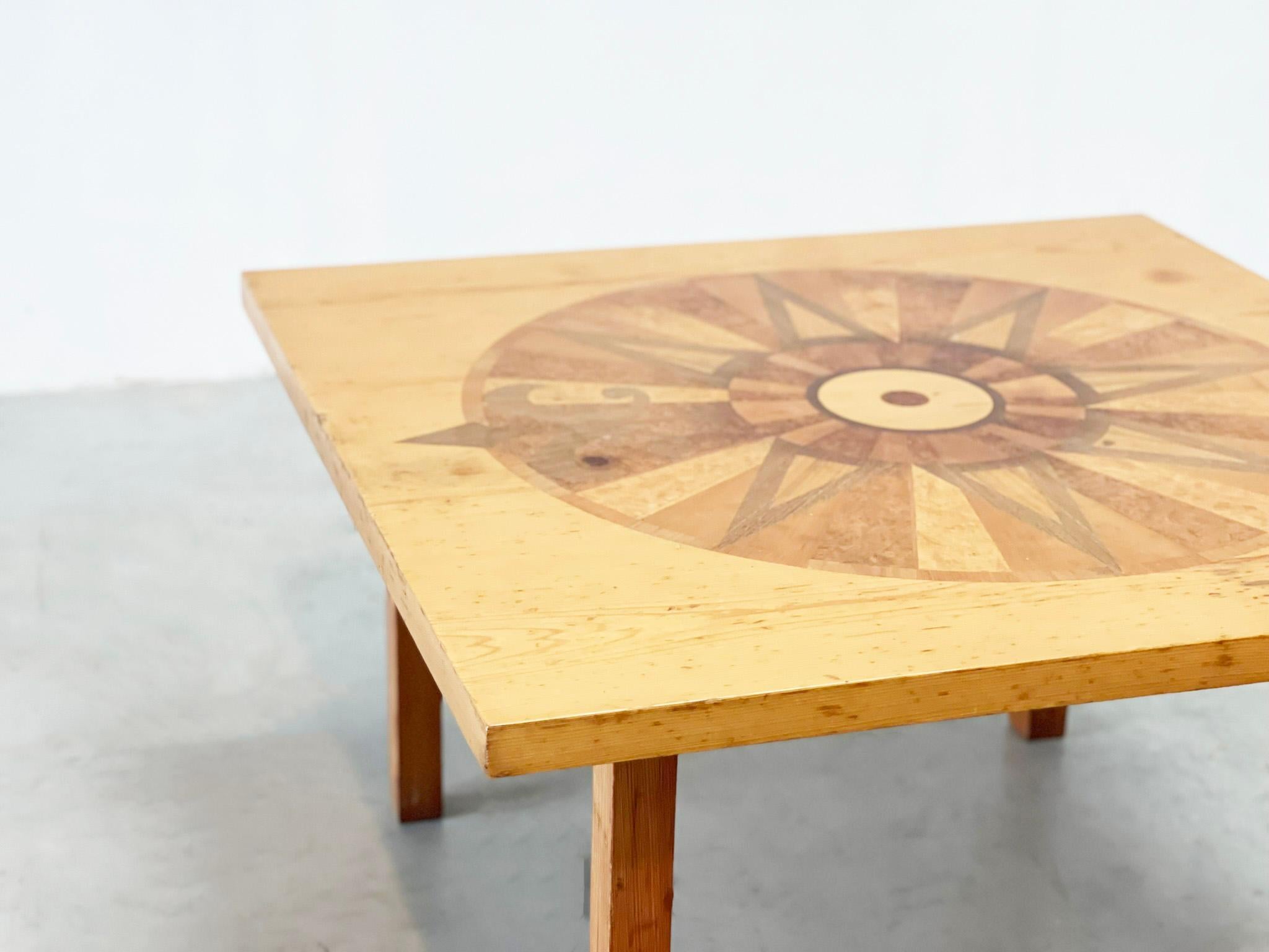 Handmade inlay wooden coffee table For Sale 2