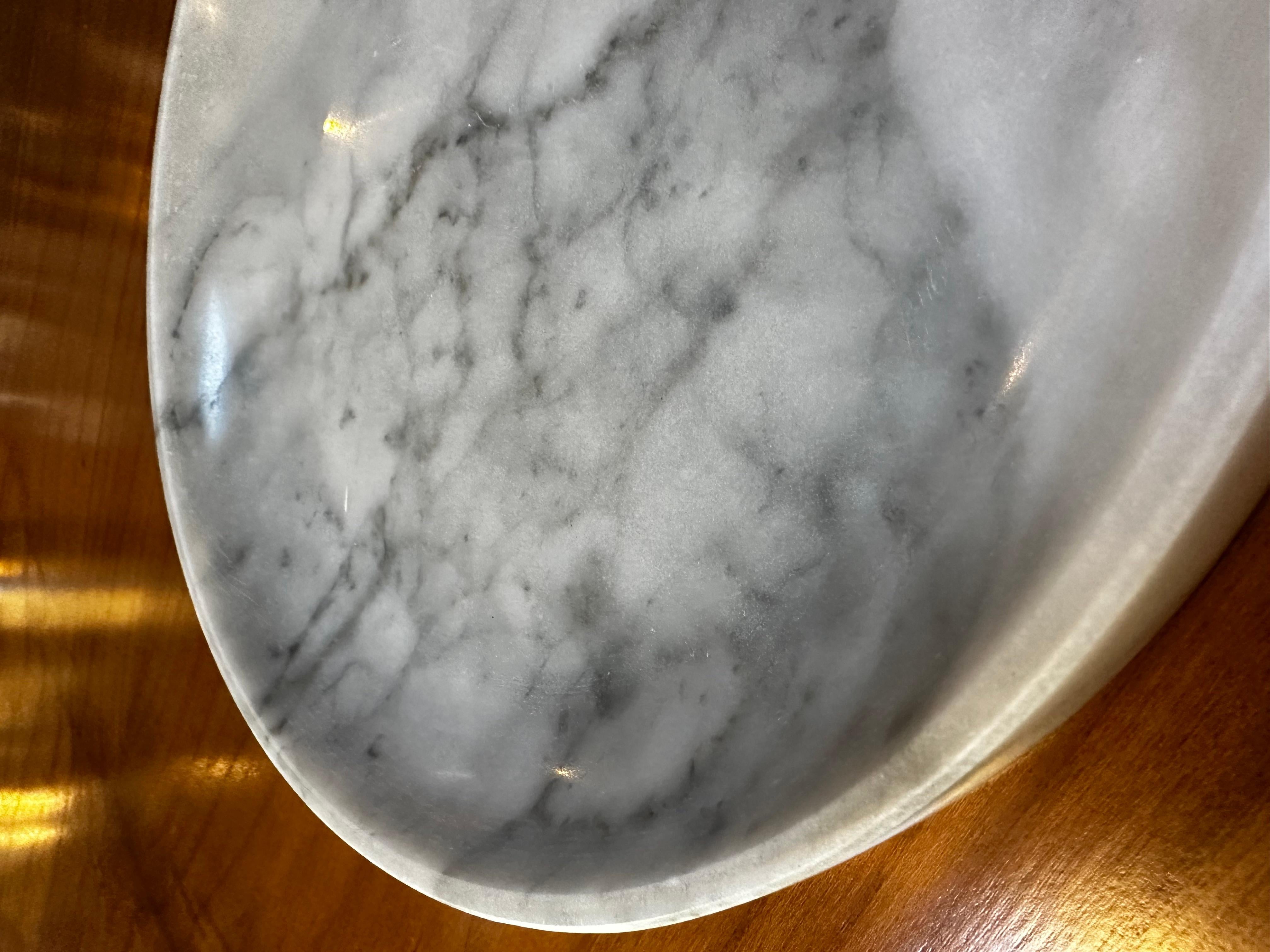 Contemporary Handmade Italian Carrara  Marble TONDO' Round Bowl 2023 For Sale