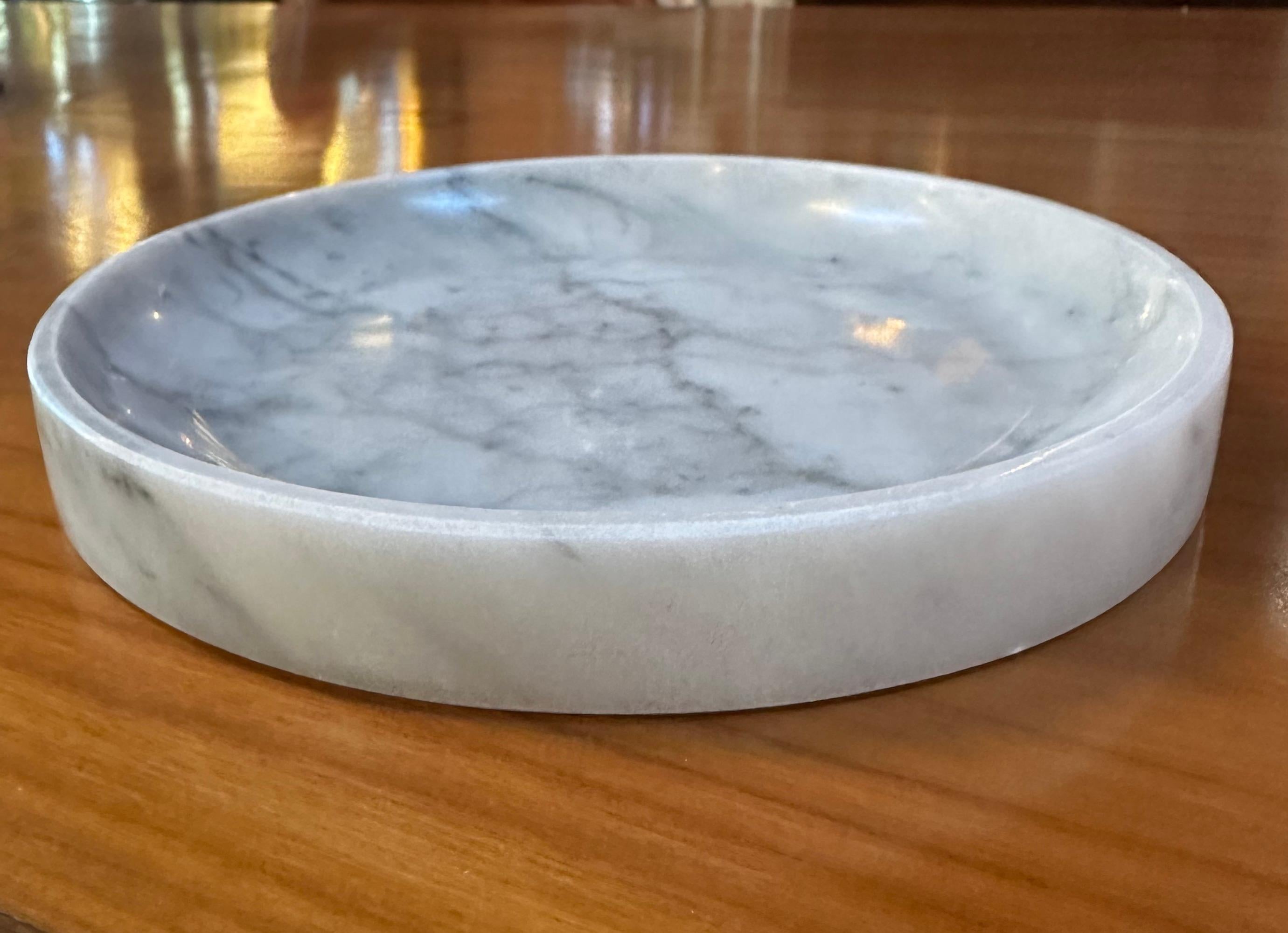 Carrara Marble Handmade Italian Carrara  Marble TONDO' Round Bowl 2023 For Sale