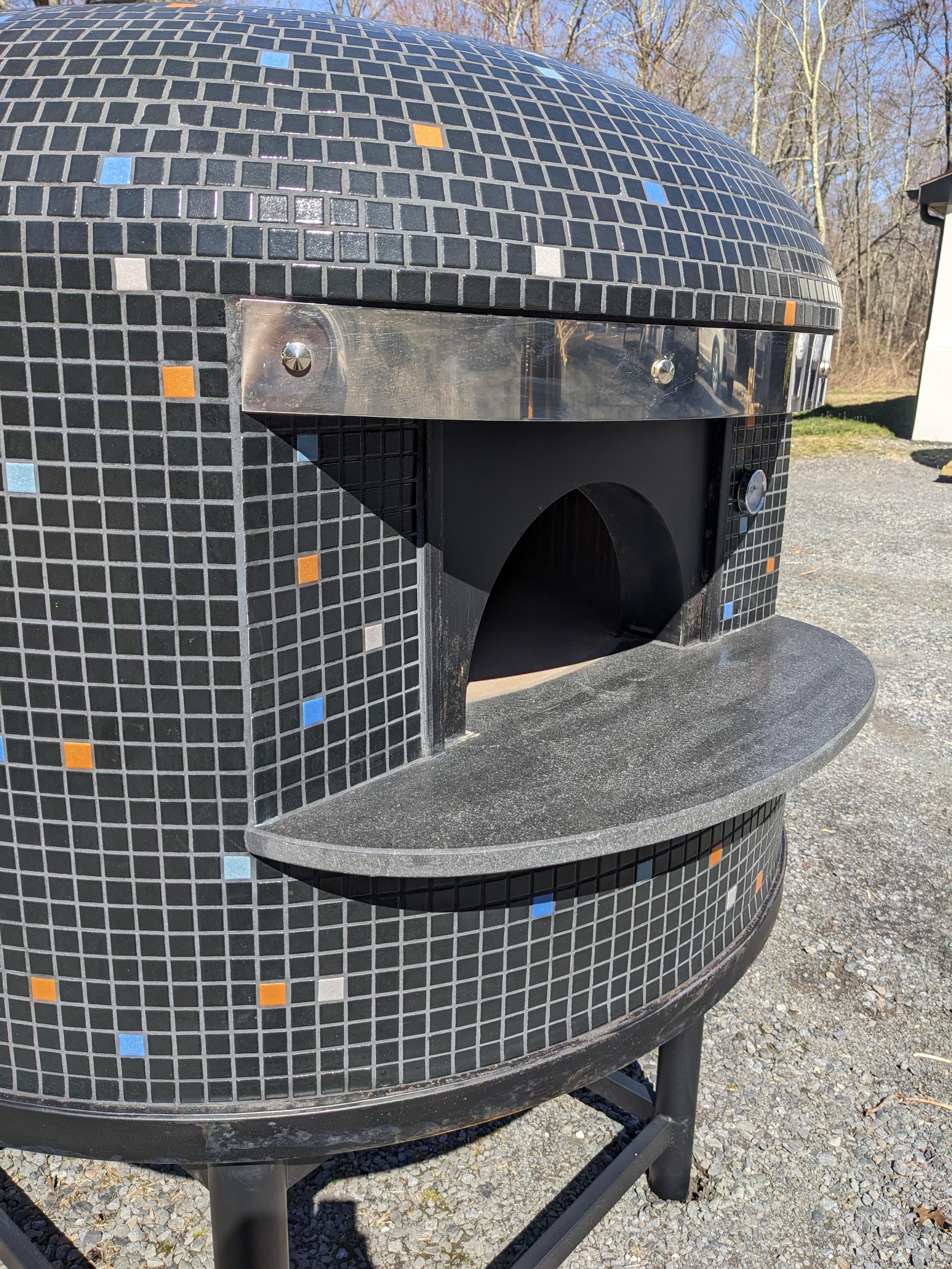 Handmade Italian Neapolitan Pizza Oven - 100cm internal diameter In New Condition For Sale In Gardiner, NY