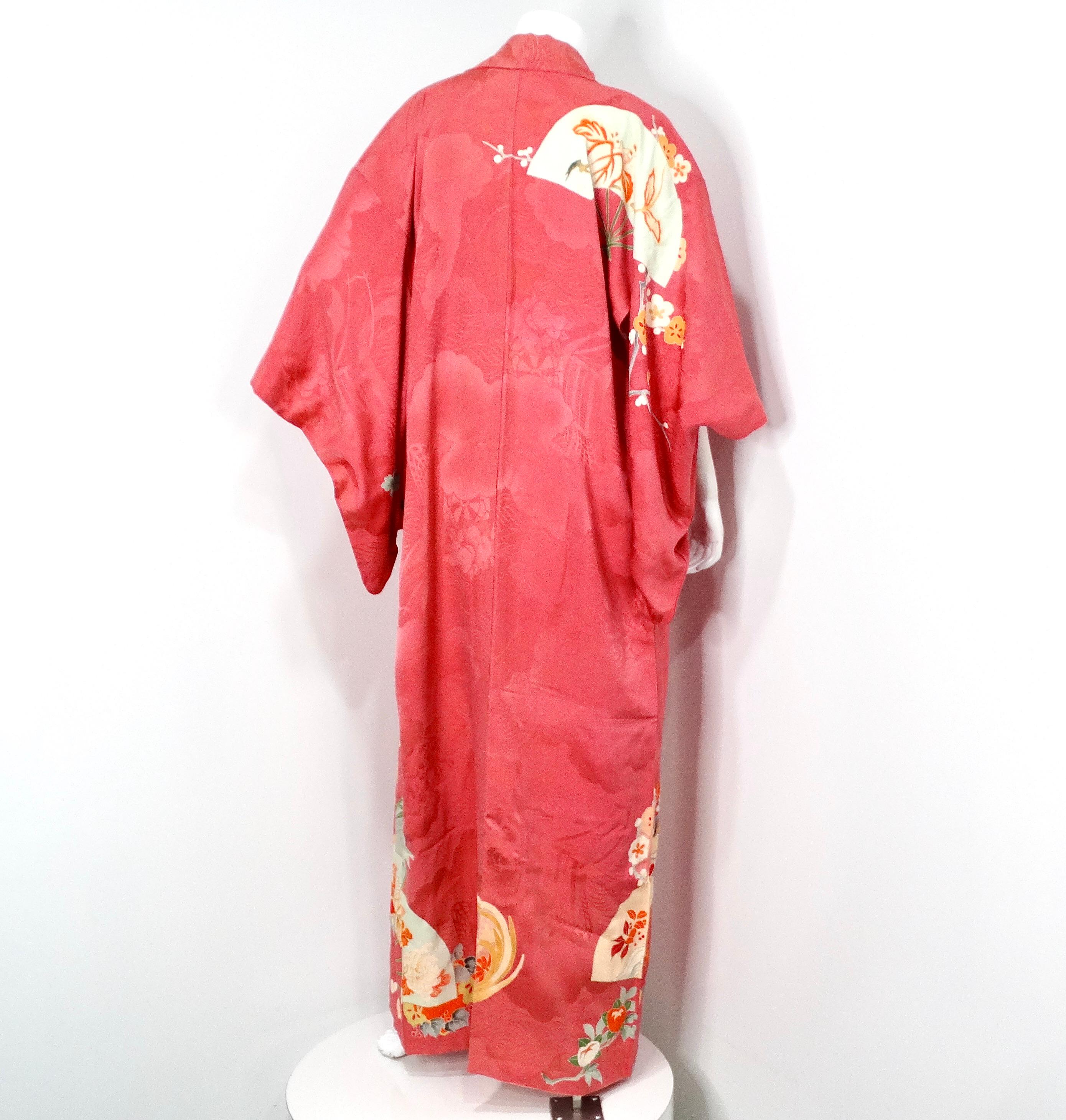 Handmade Japanese Coral Floral Print Silk Kimono circa 1950s For Sale 1