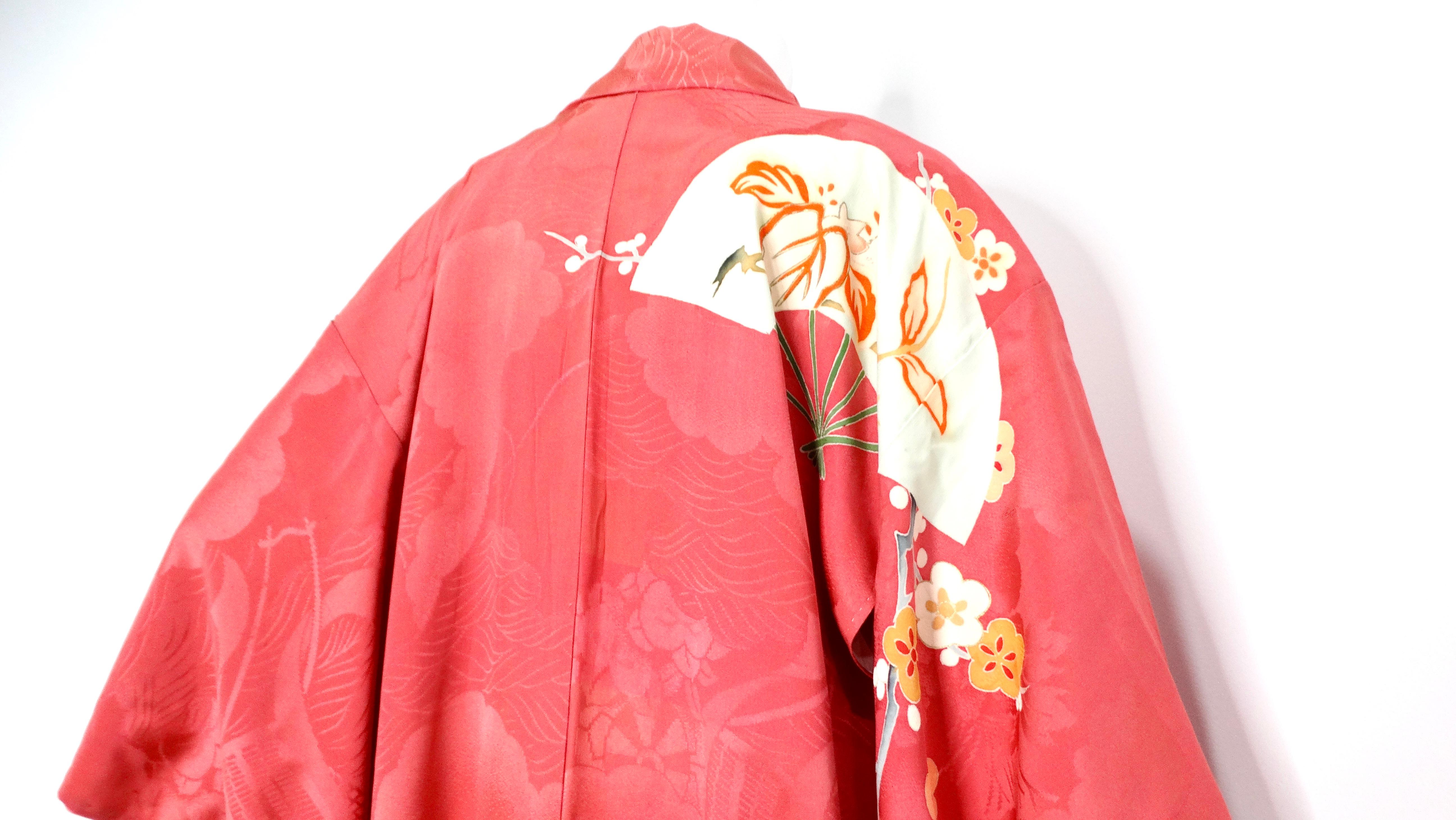 Handmade Japanese Coral Floral Print Silk Kimono circa 1950s For Sale 2