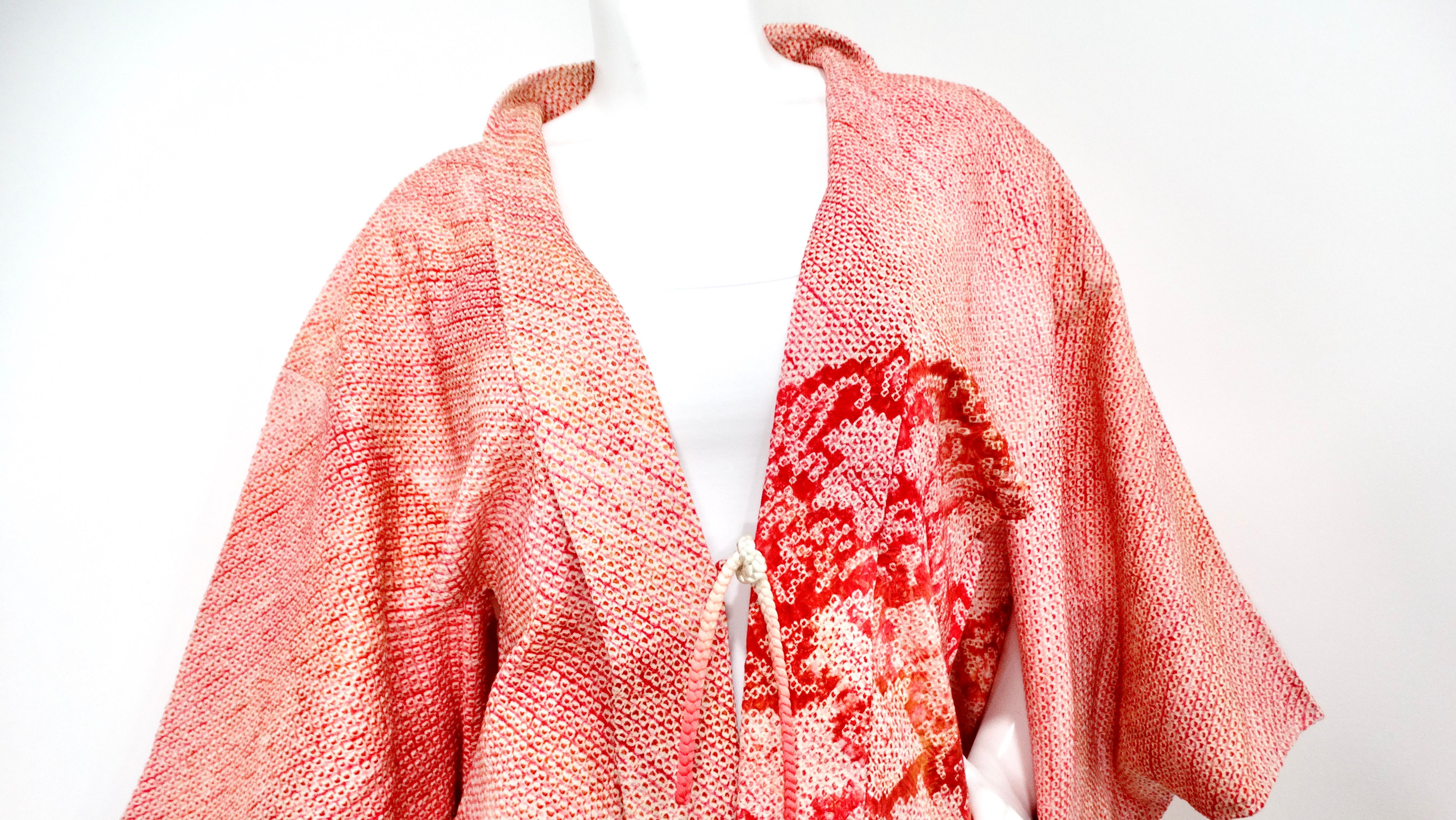 Giacca kimono Haori in seta rosa Shibori fatta a mano In condizioni buone in vendita a Scottsdale, AZ