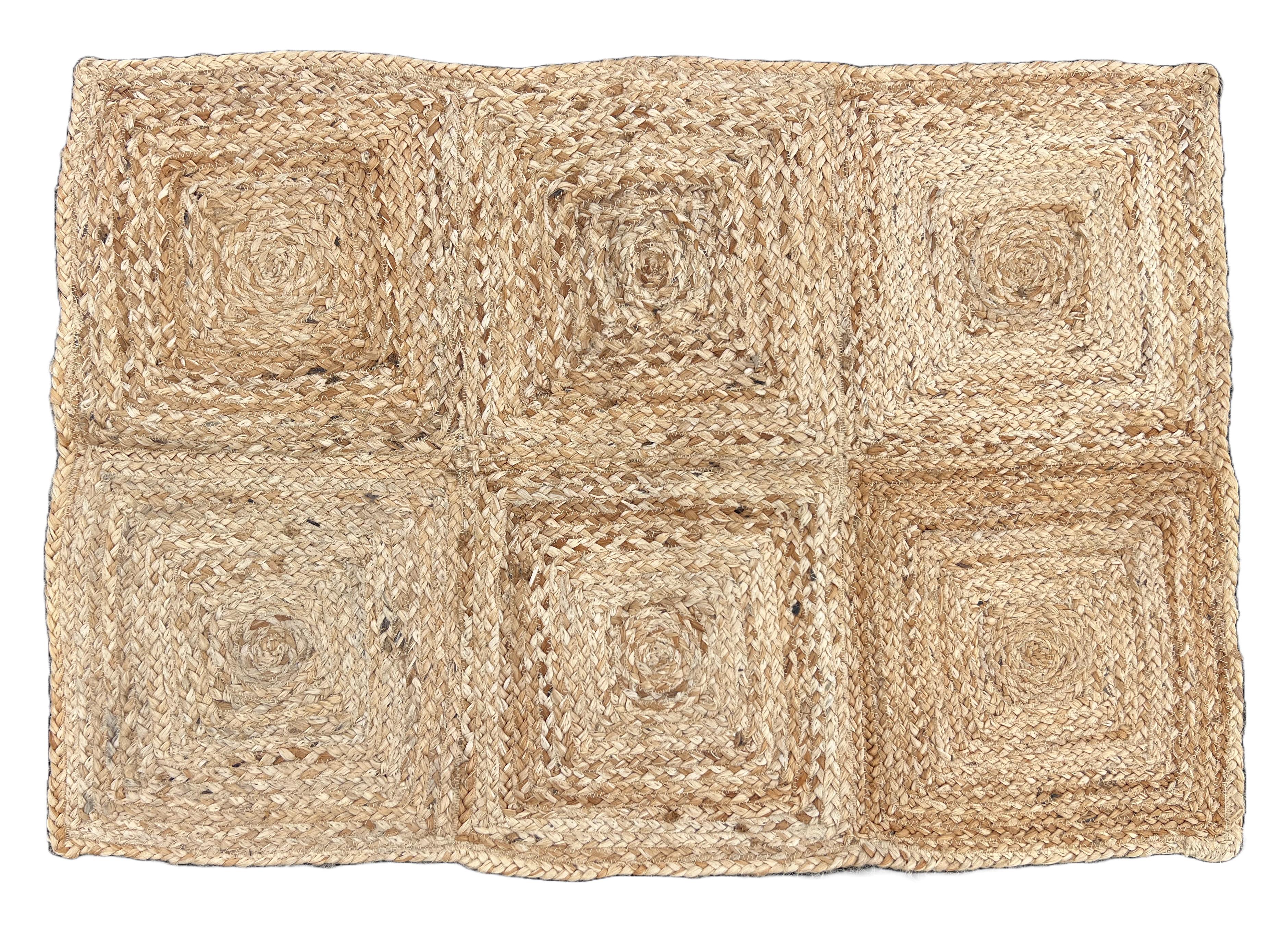 Tapis à carreaux en jute fait main, Dhurrie en jute naturel -2'x3'

Ces dhurries spéciales à tissage plat sont tissées à la main avec du fil 100 % coton 15 plis. En raison des techniques de fabrication spéciales utilisées pour créer nos tapis, la