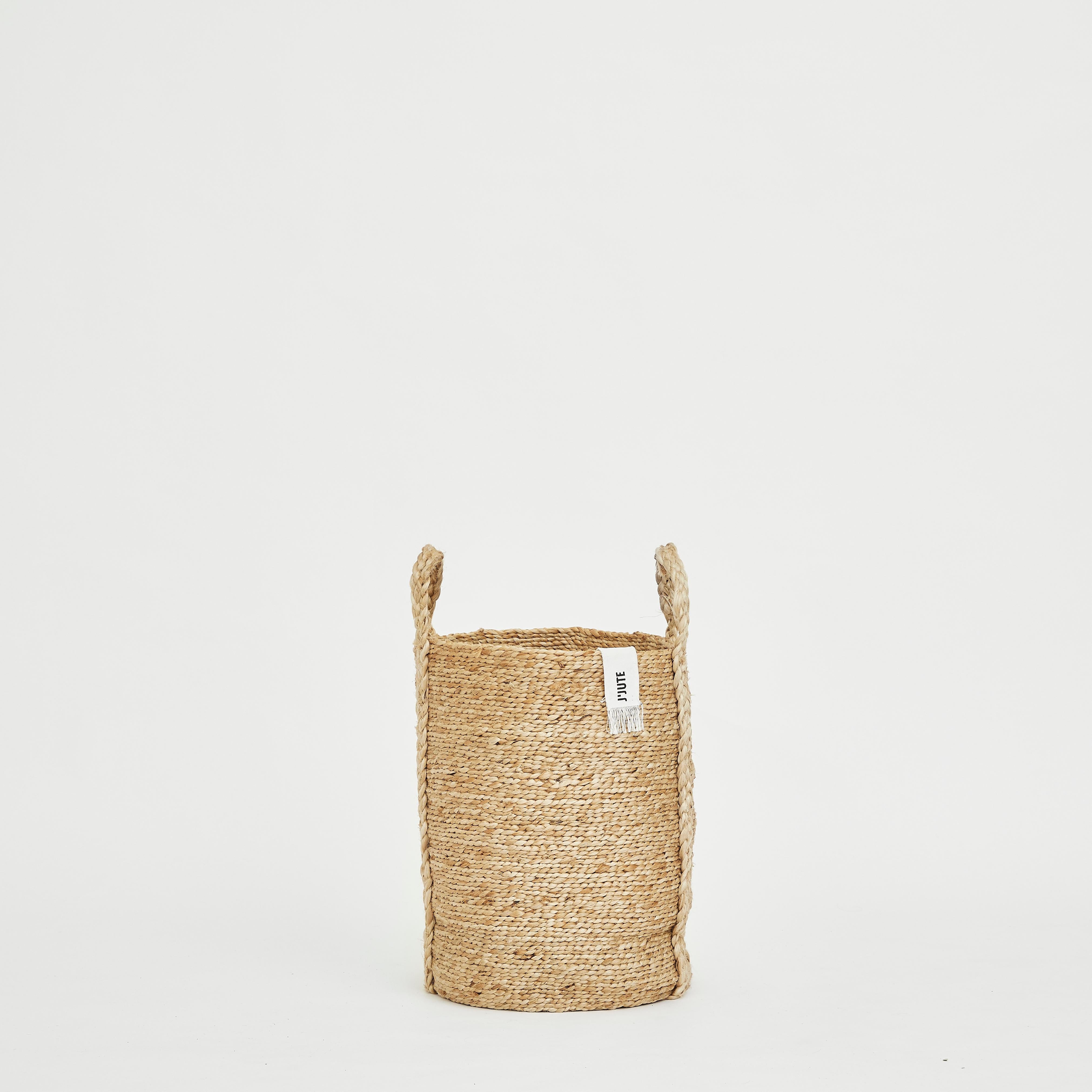 J'Jute is an Australian Luxury home brand that offers uncompromising quality handmade objects for the home. Each J'Jute style is designed by Taylor and Nicholas Barber in Bondi Beach, Australia and 100% Handwoven. J