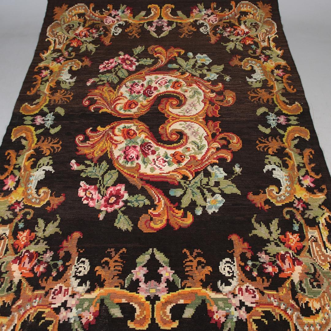 Vegetable Dyed Handmade Kilim Rug Traditional Floral Carpet Livingroom Moldavian Kelim Brown  For Sale