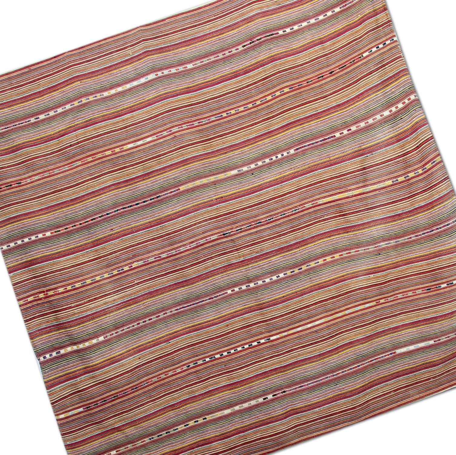 Début du 20ème siècle Tapis Kilim faits main, laine Jajim ancienne, textile de laine rouge crème rayé en vente