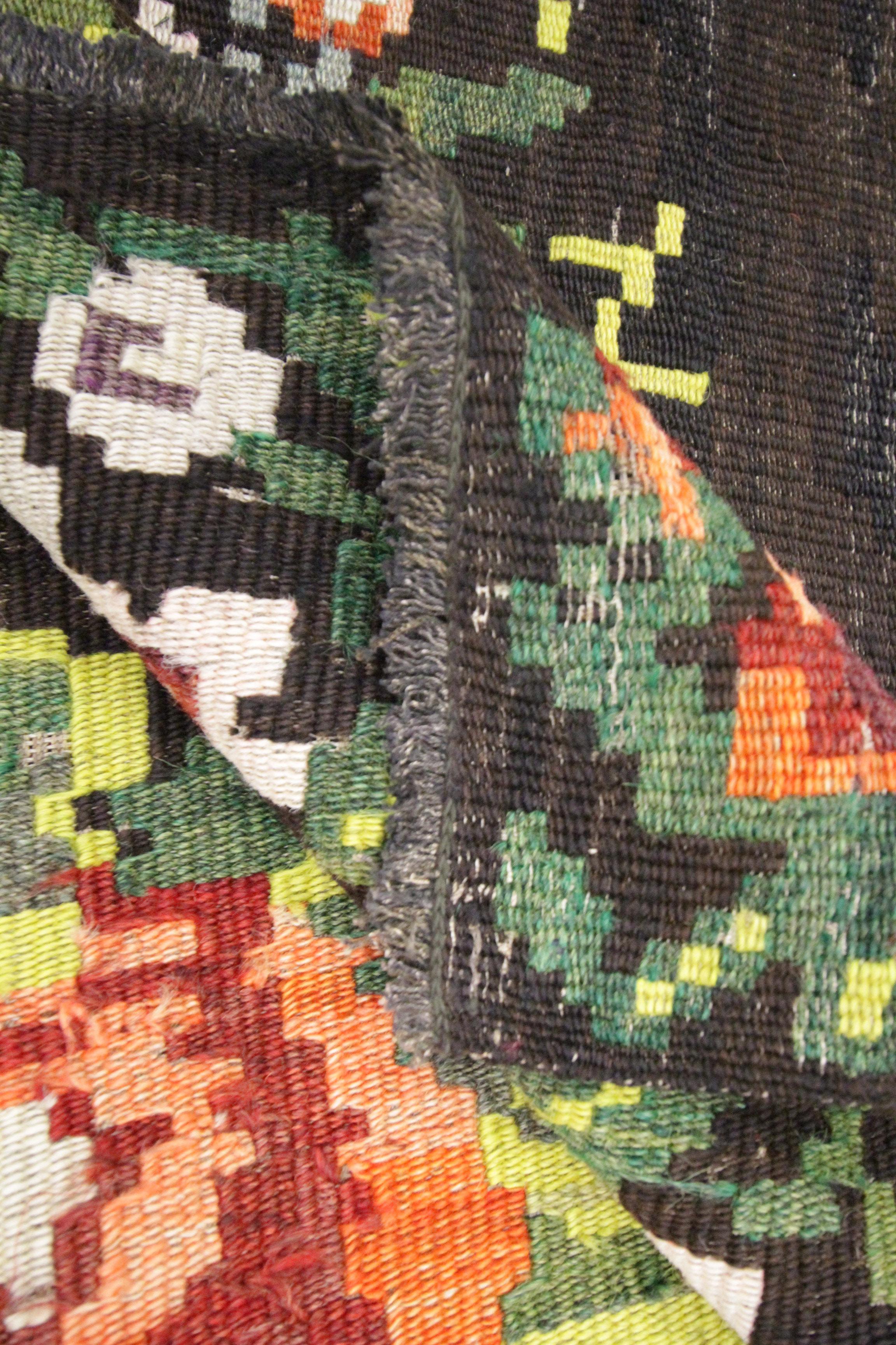 Hand-Knotted Handmade Kilim Rug Traditional Floral Carpet Livingroom Moldavian Area Rug For Sale