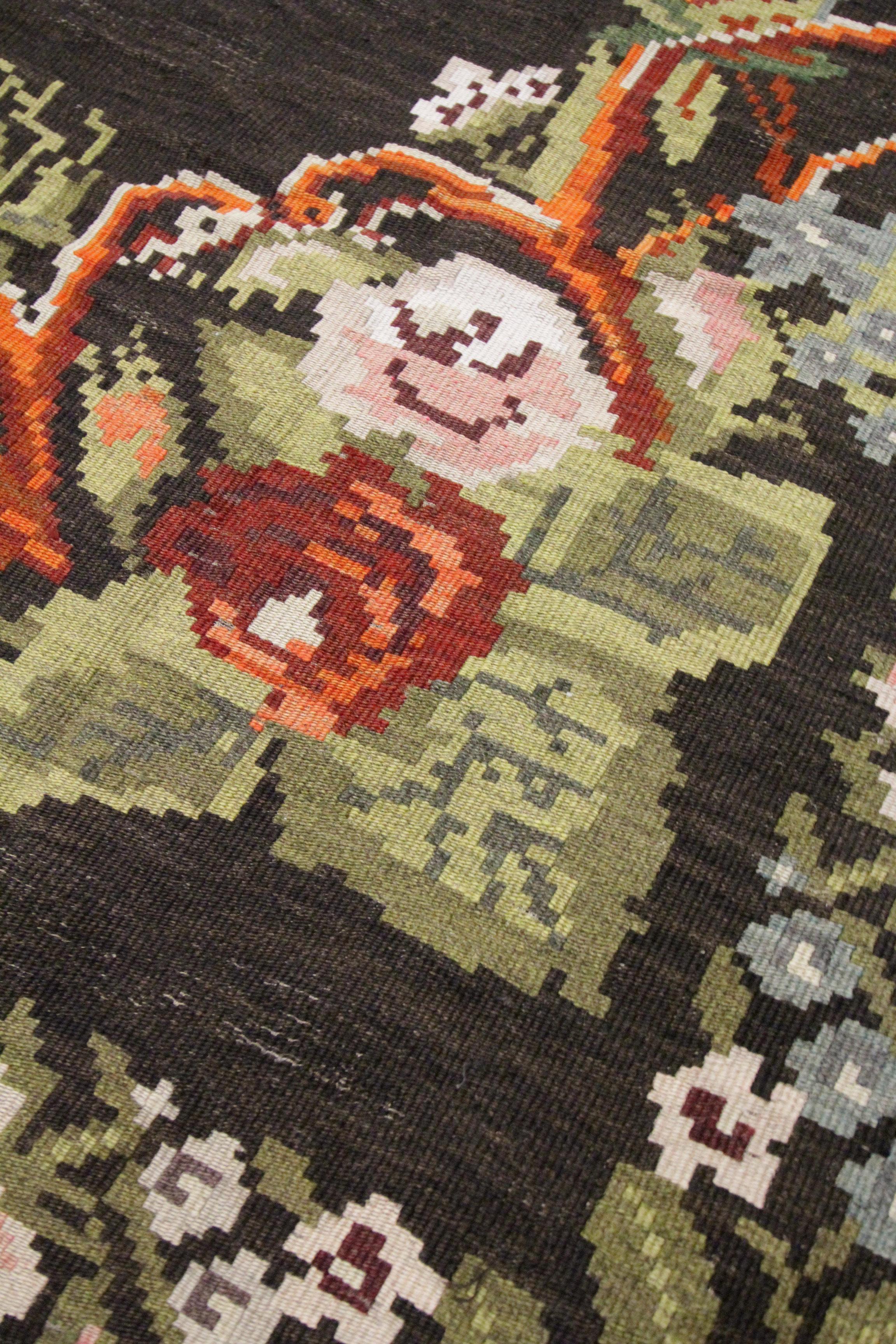 Handmade Kilim Rug Traditional Floral Carpet Livingroom Moldavian Area Rug For Sale 2