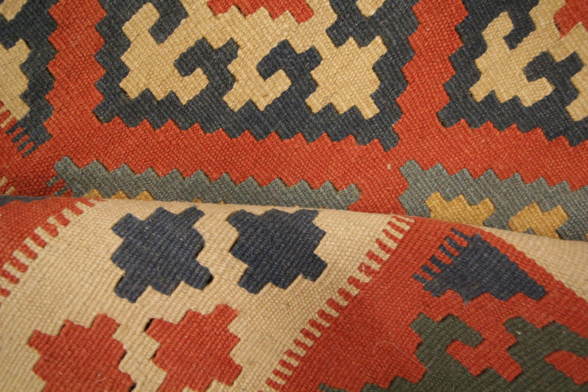 Vegetable Dyed Handmade Kilim Wool Primitive Runner Rugs Tribal Stair Runner For Sale