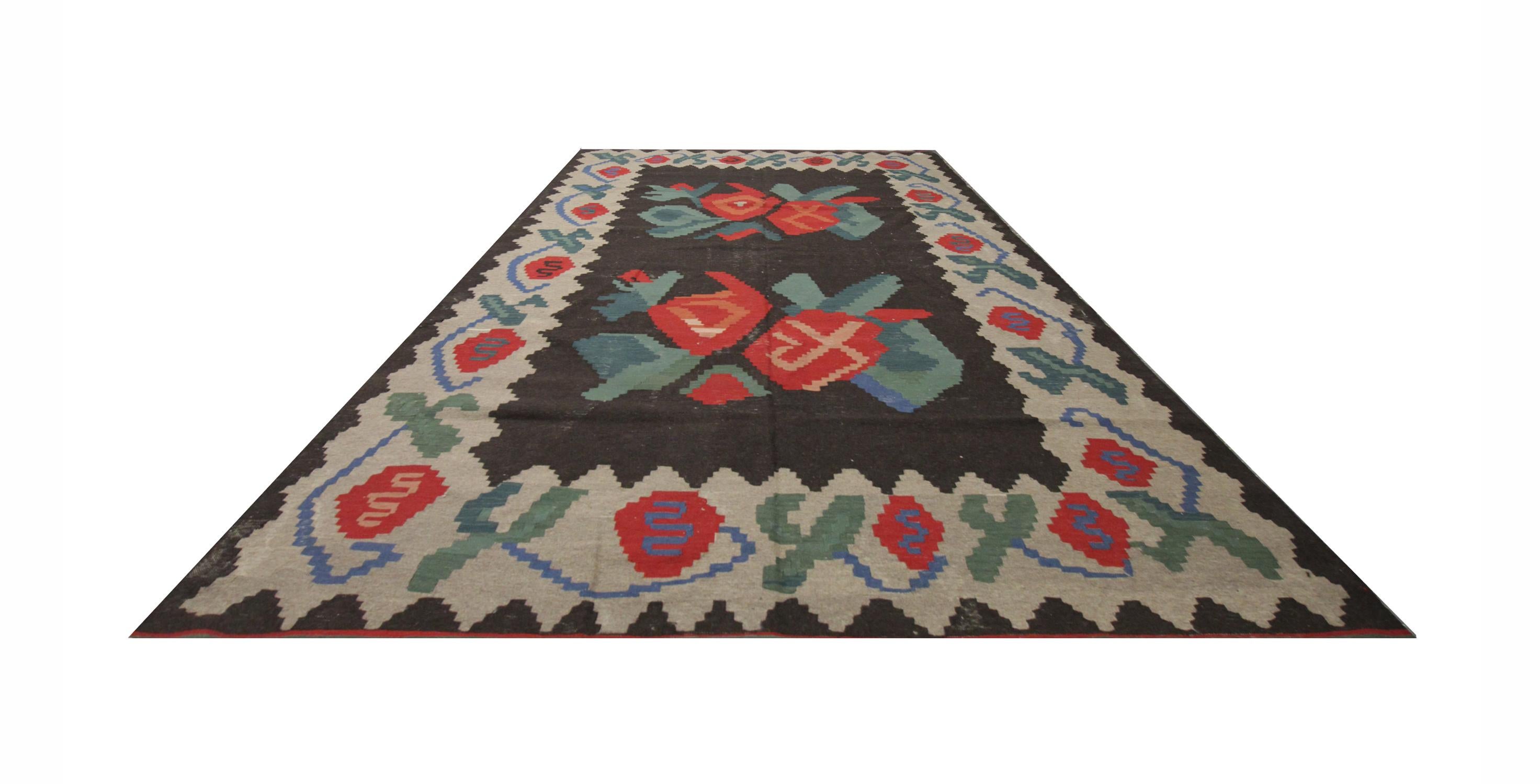 Tribal Handmade Kilims Vintage Carpet Floral Moldovan Kilim Rug For Sale