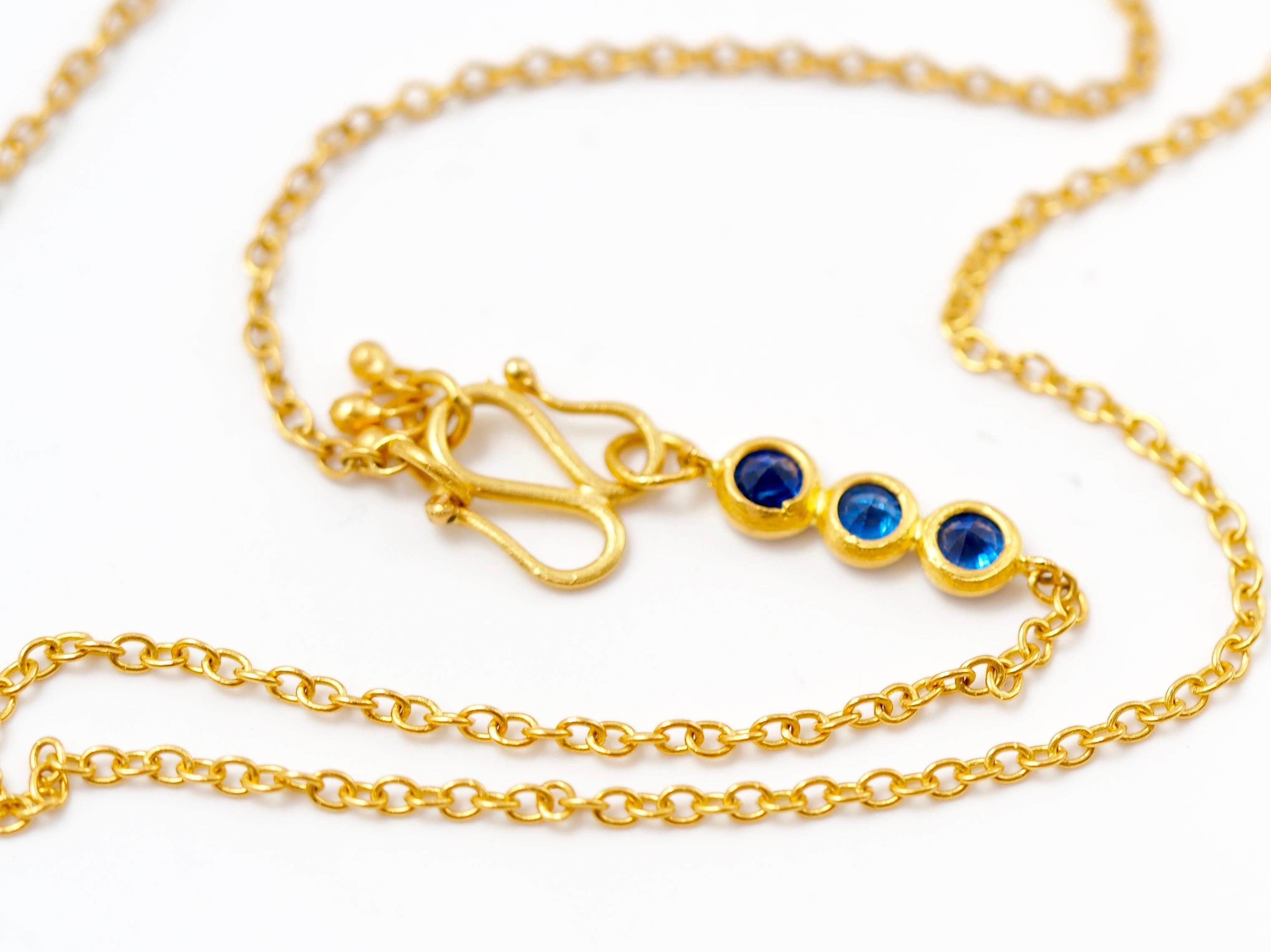 Contemporary Handmade Kyanite 20 Karat Gold Chain Necklace For Sale