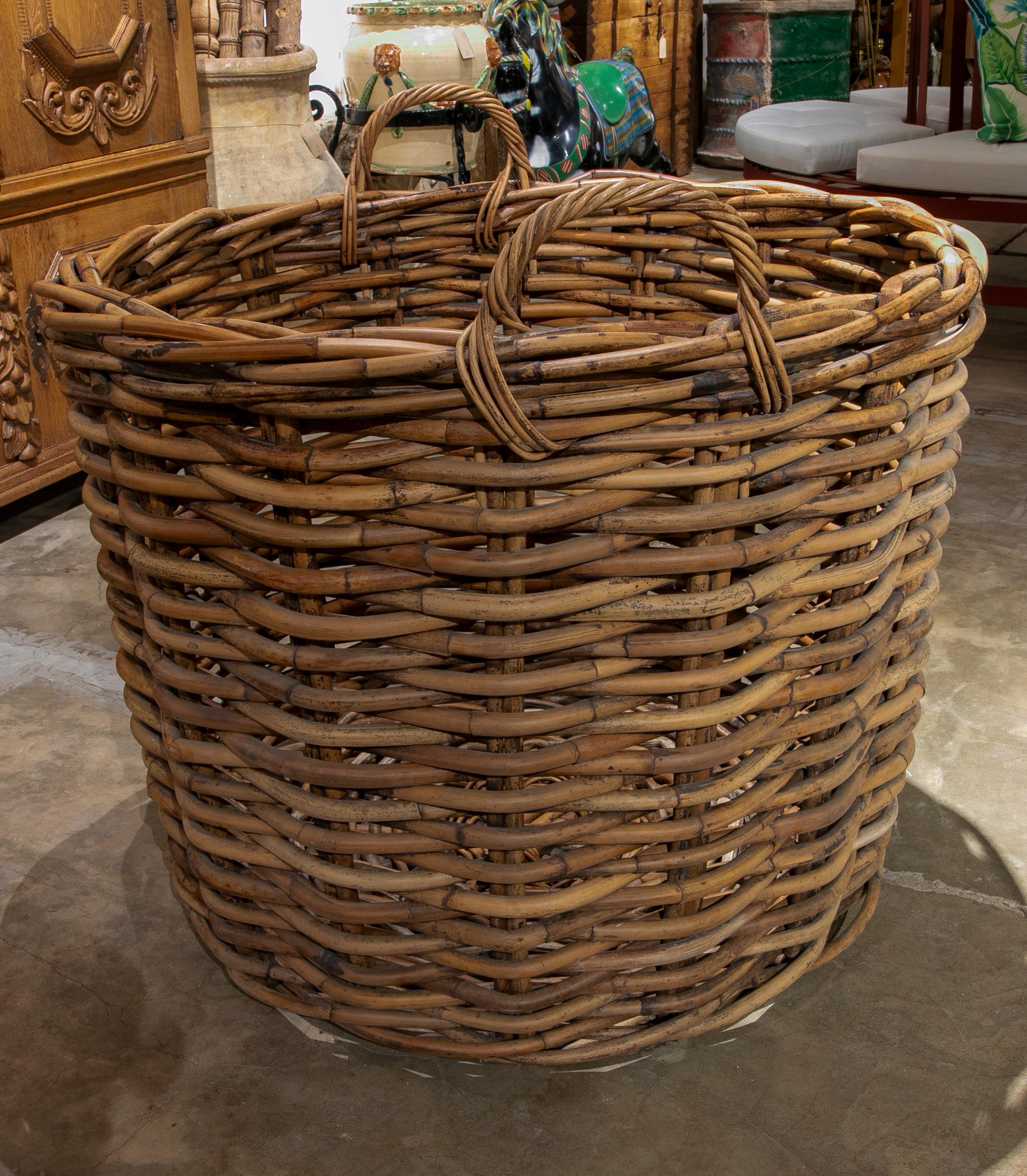 Handmade Large Bamboo Basket with Handles for Plants or Storage In Good Condition In Marbella, ES