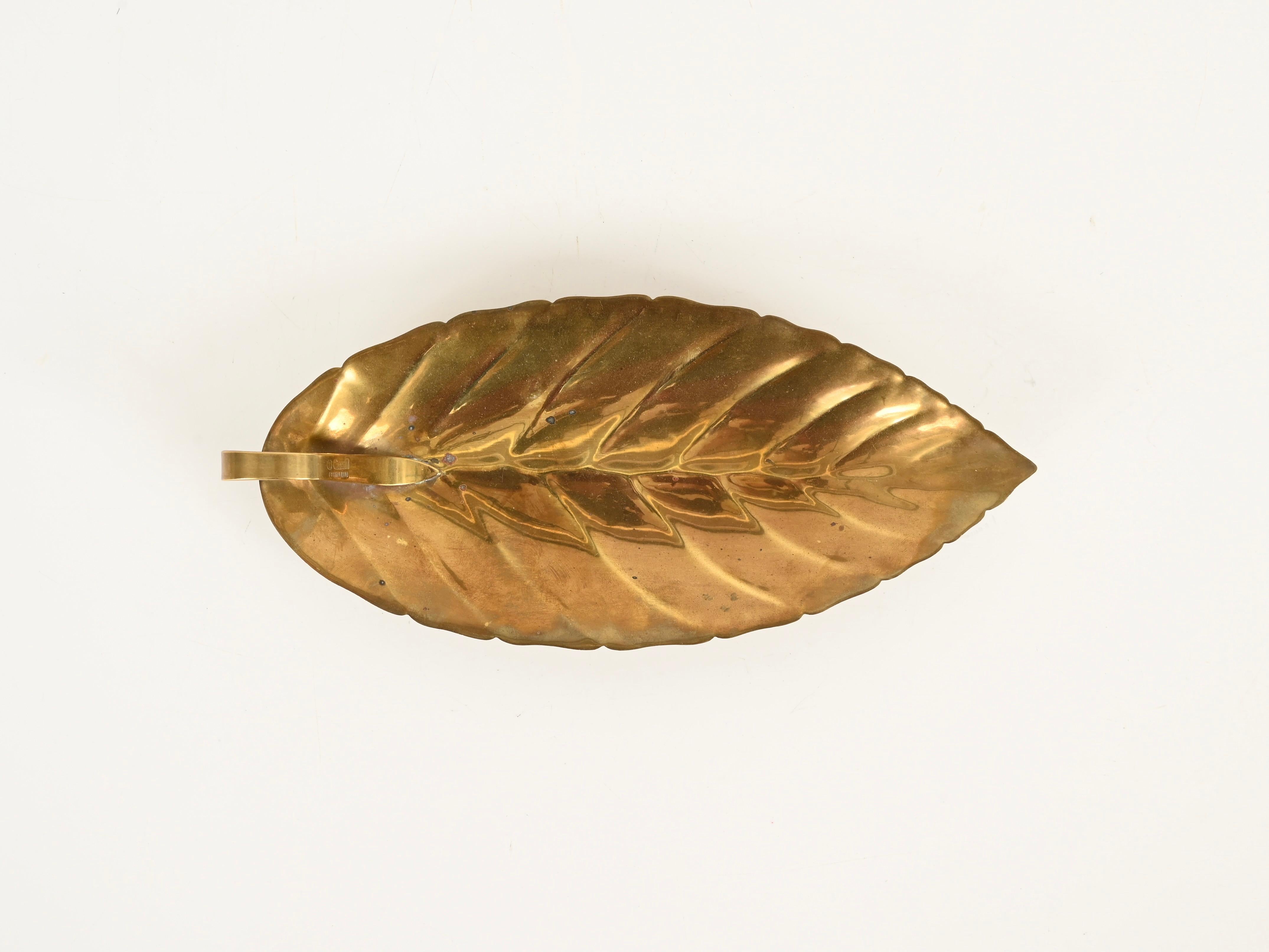 Fin du 20e siècle Vide-poche ou centre de table en laiton fait à la main par Cassetti, Italie 1970 en vente