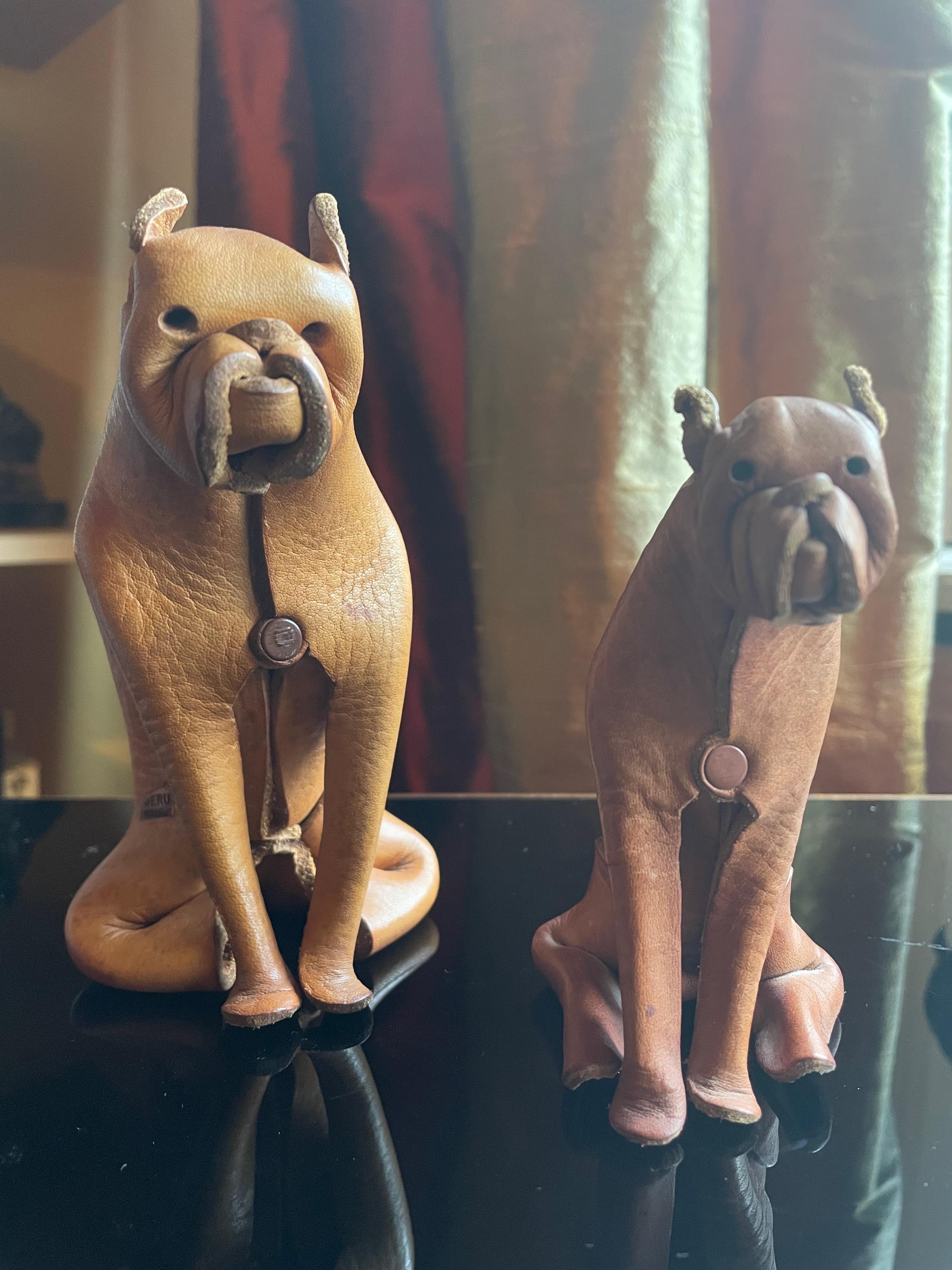 Handmade leather dog/Boxer by DERU, Germany 1960s. For Sale 5