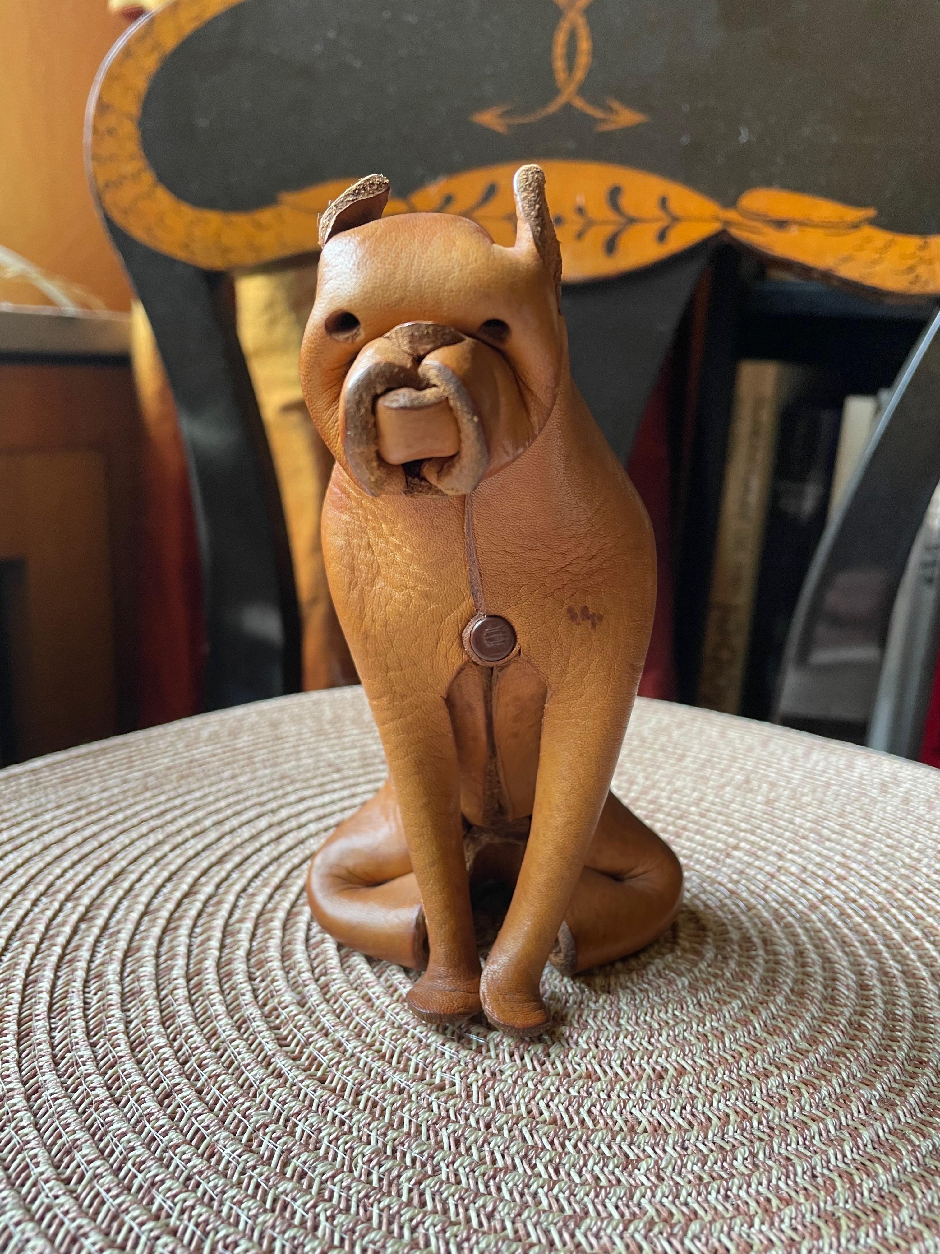 Handmade leather dog/Boxer by DERU, Germany 1960s. For Sale 8