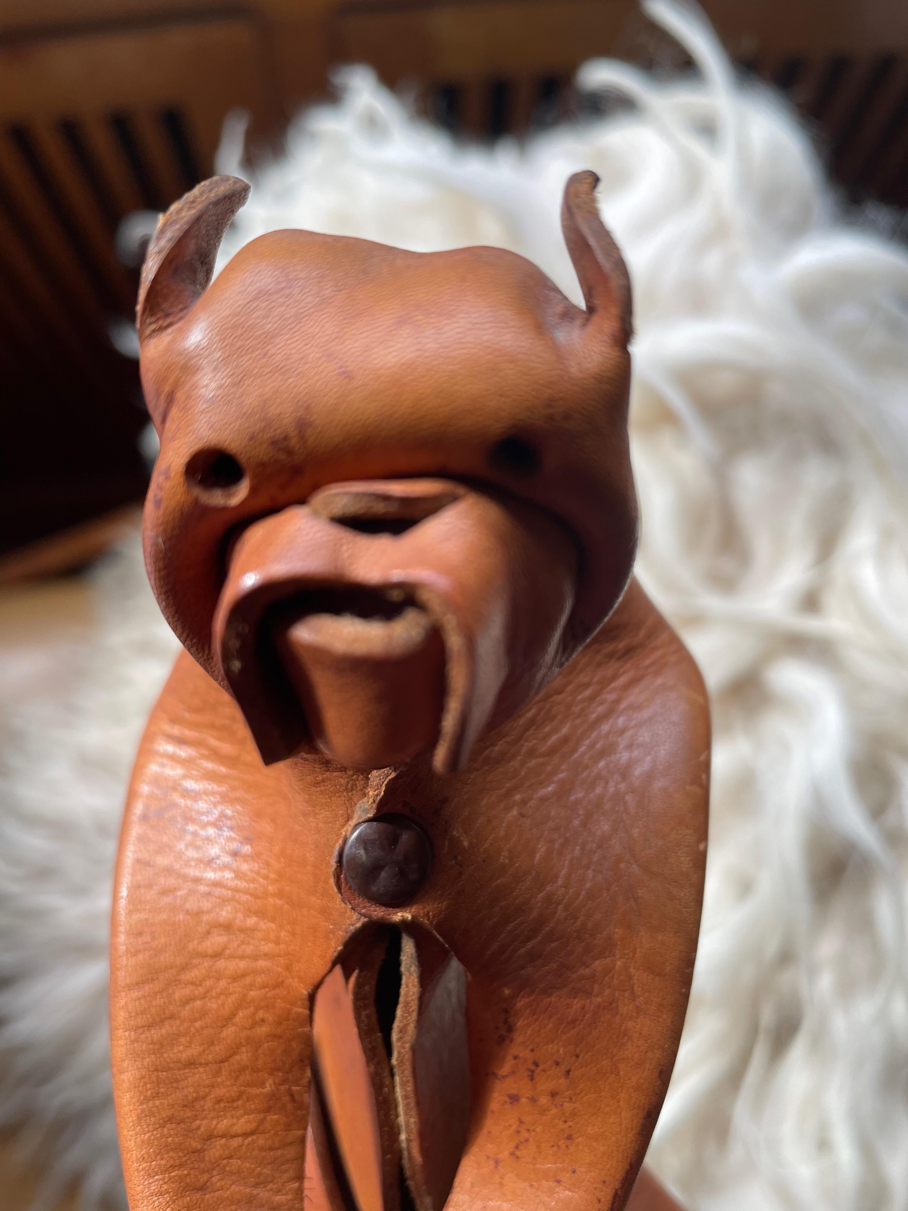 Hand-Crafted Handmade leather dog /Boxer by DERU, Germany 1960s. For Sale
